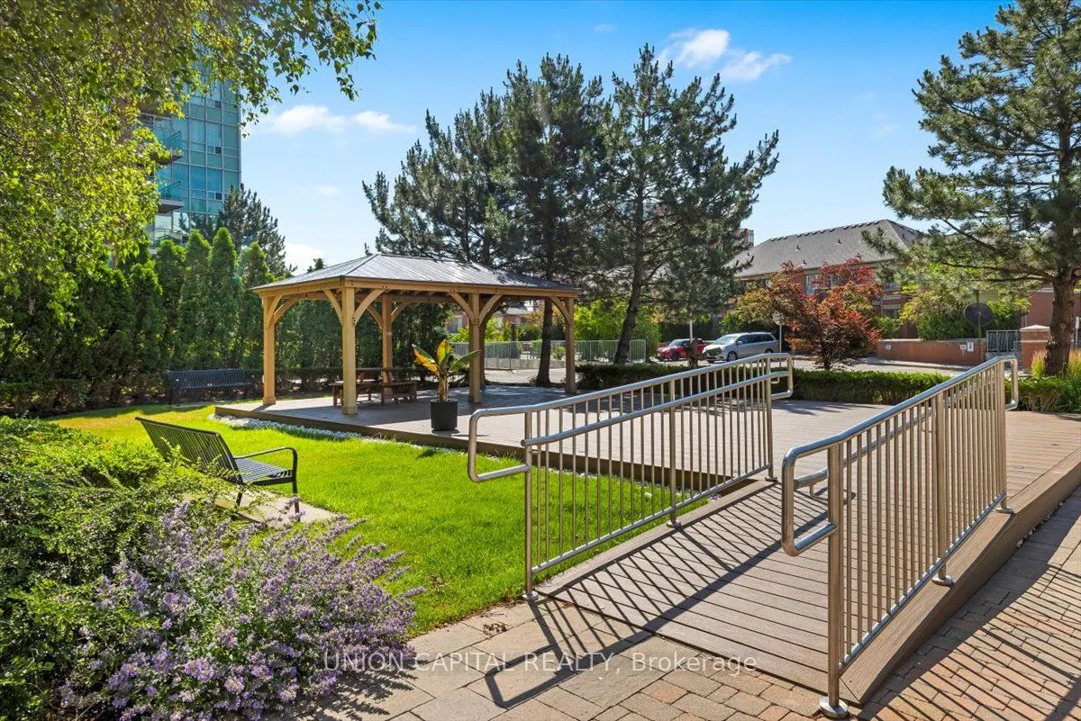 62 Suncrest Boulevard, #306