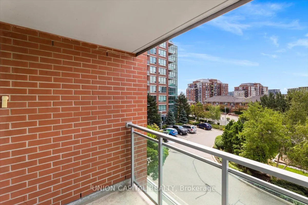 62 Suncrest Boulevard, #306