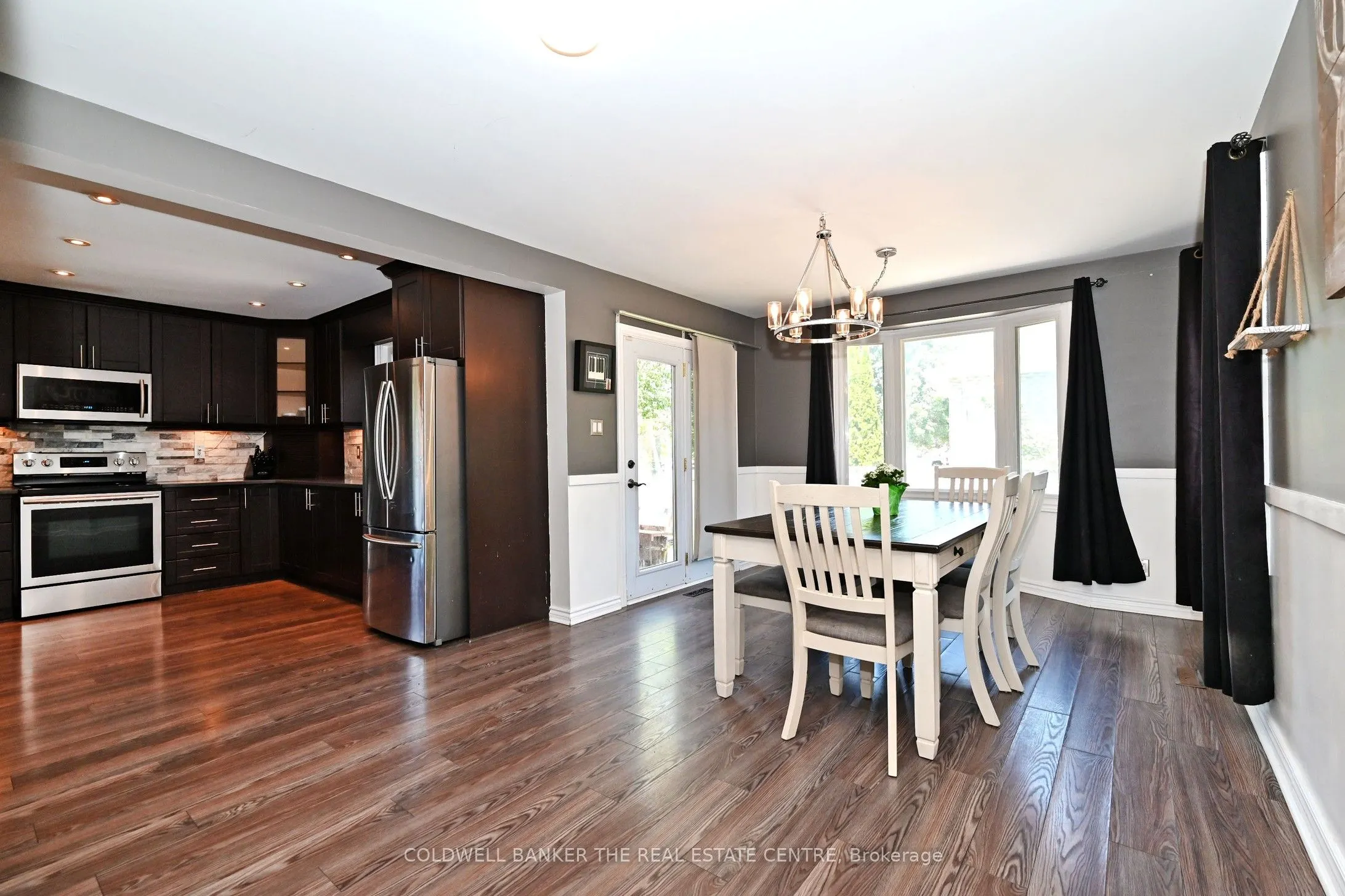 75 Castille Crescent