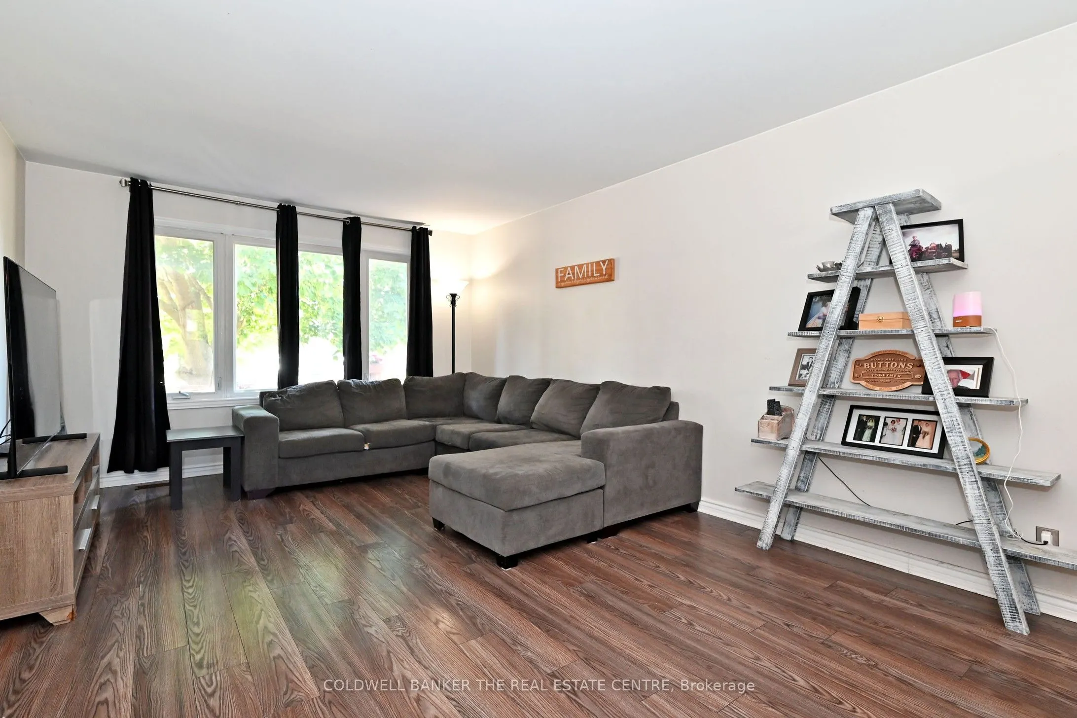 75 Castille Crescent