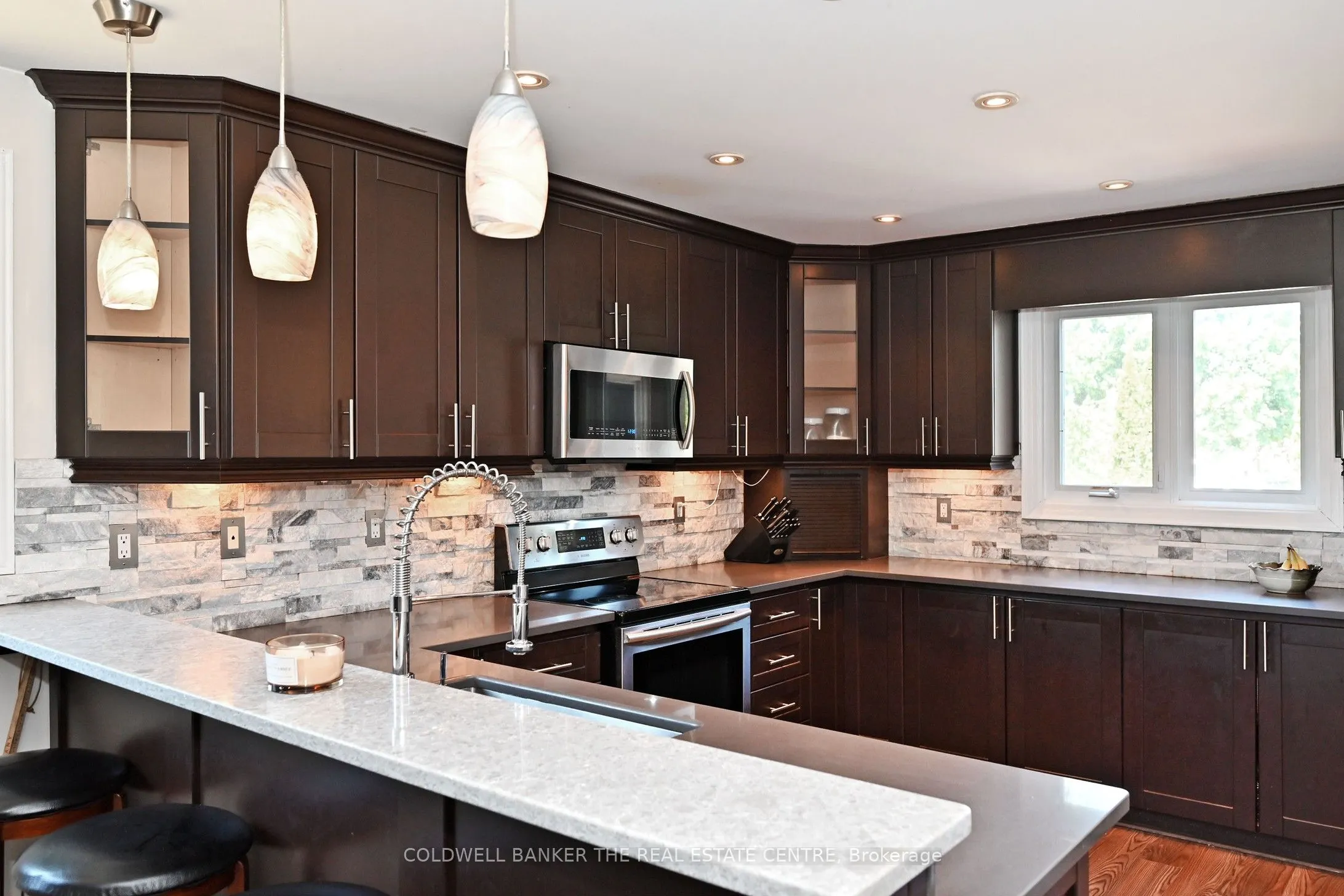 75 Castille Crescent