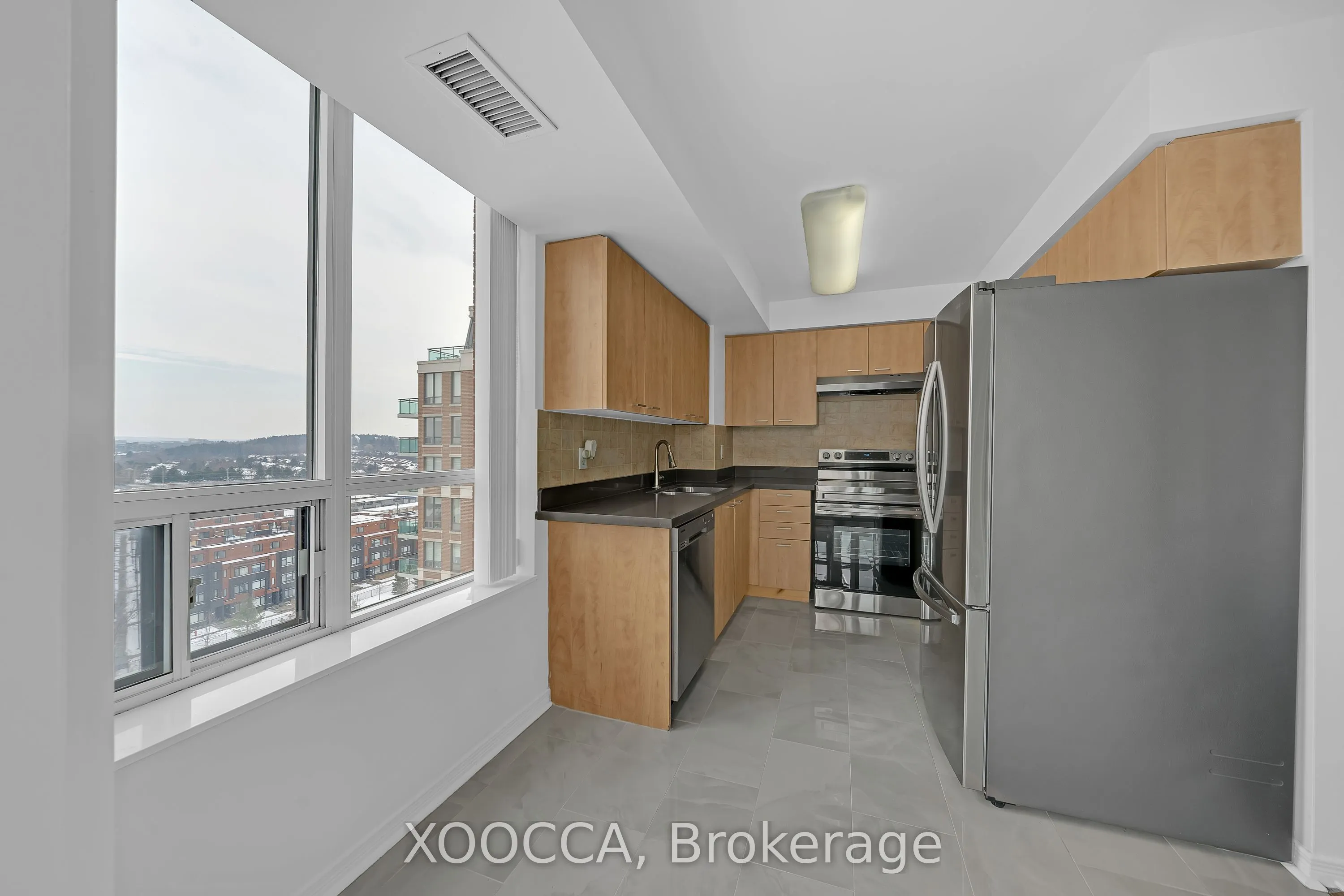 330 Red Maple Road, #1204