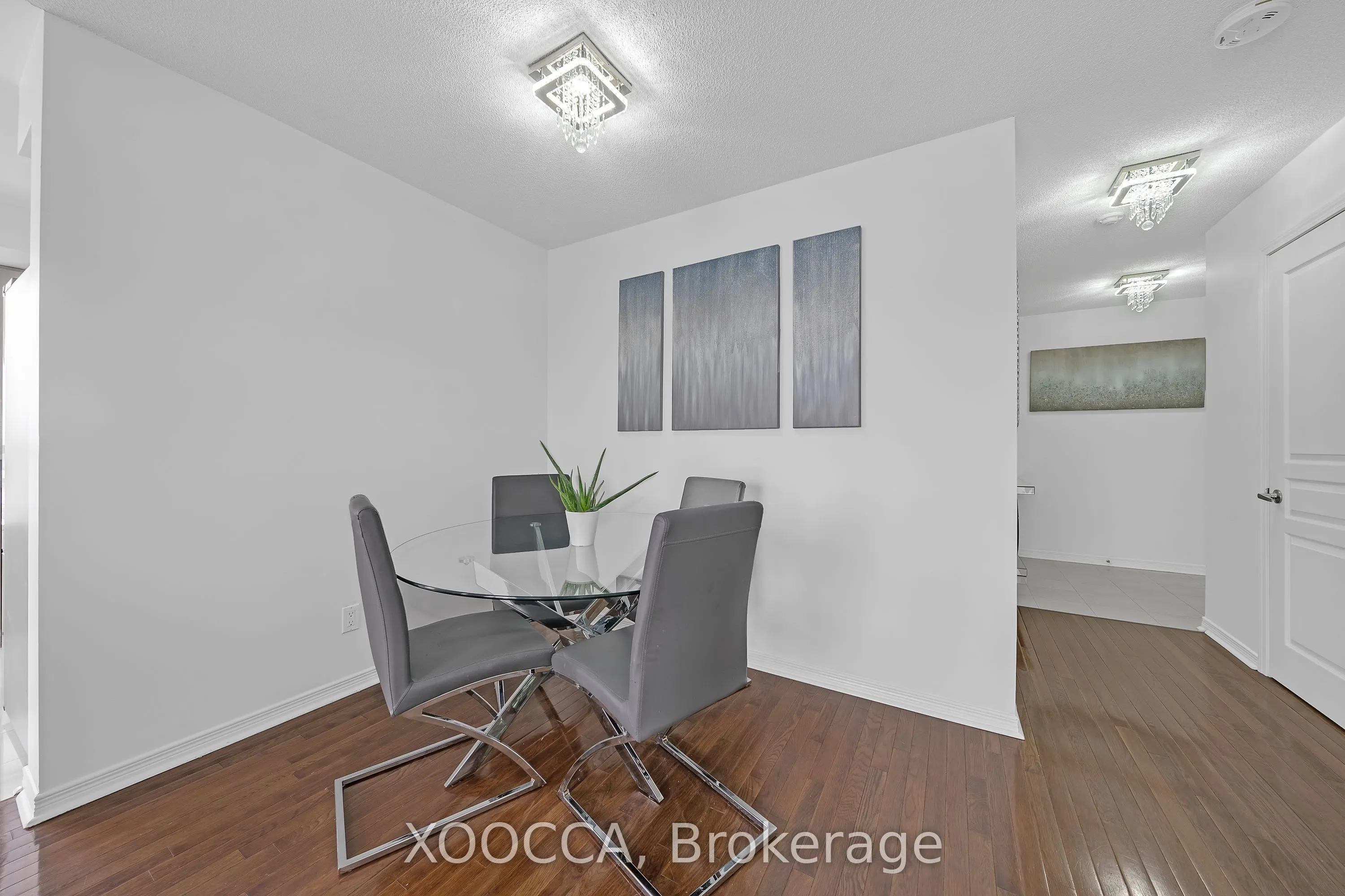 330 Red Maple Road, #1204