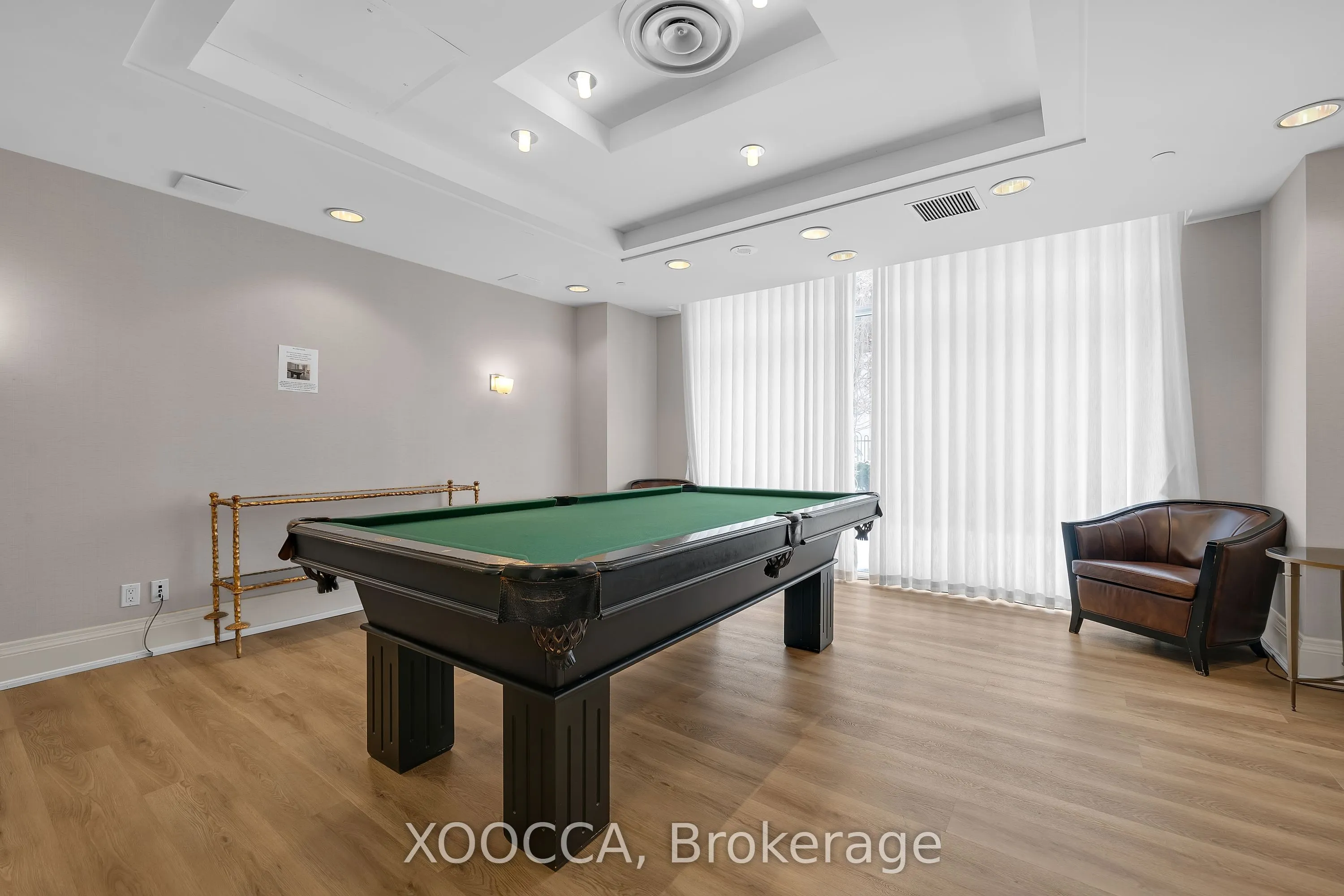 330 Red Maple Road, #1204