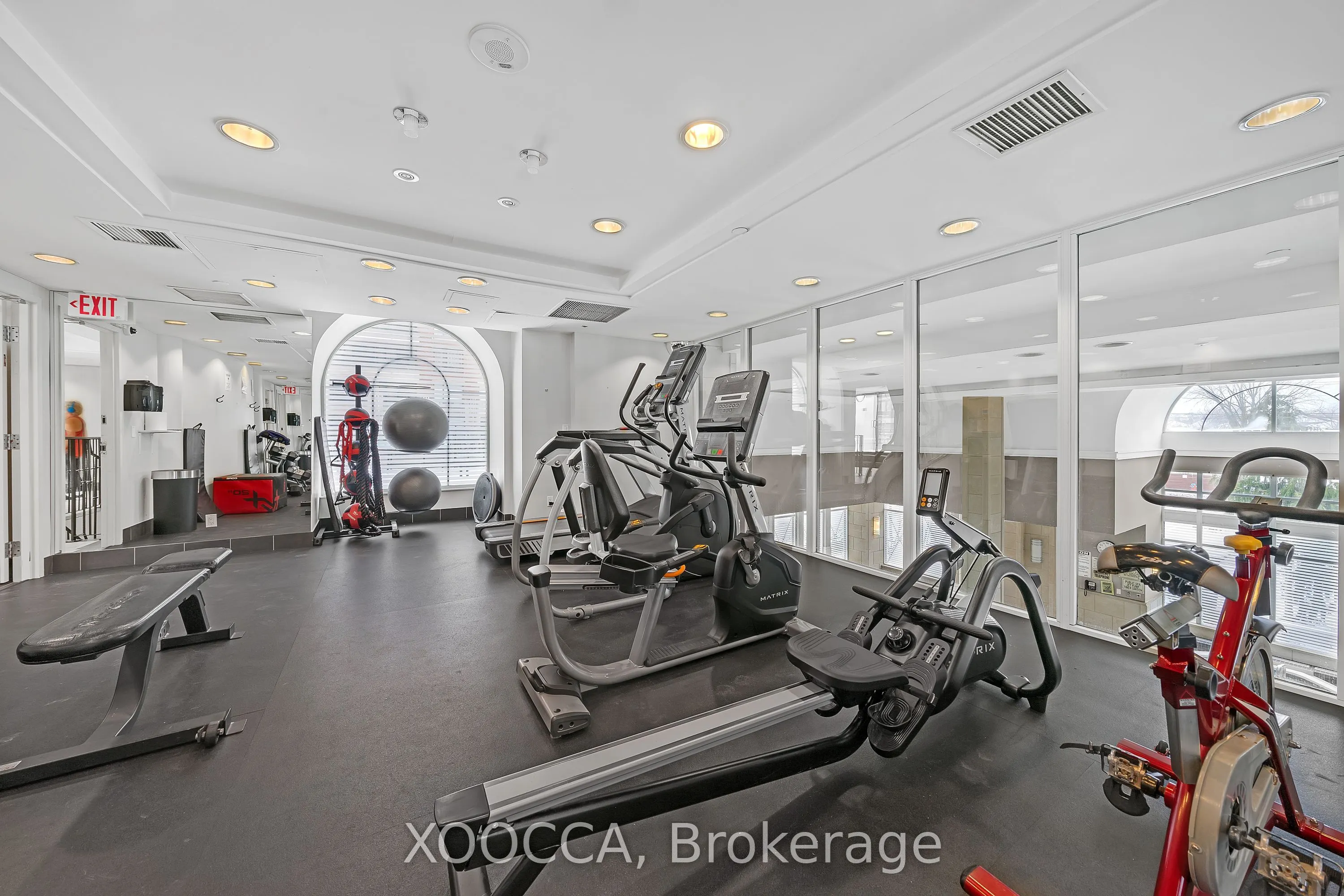 330 Red Maple Road, #1204