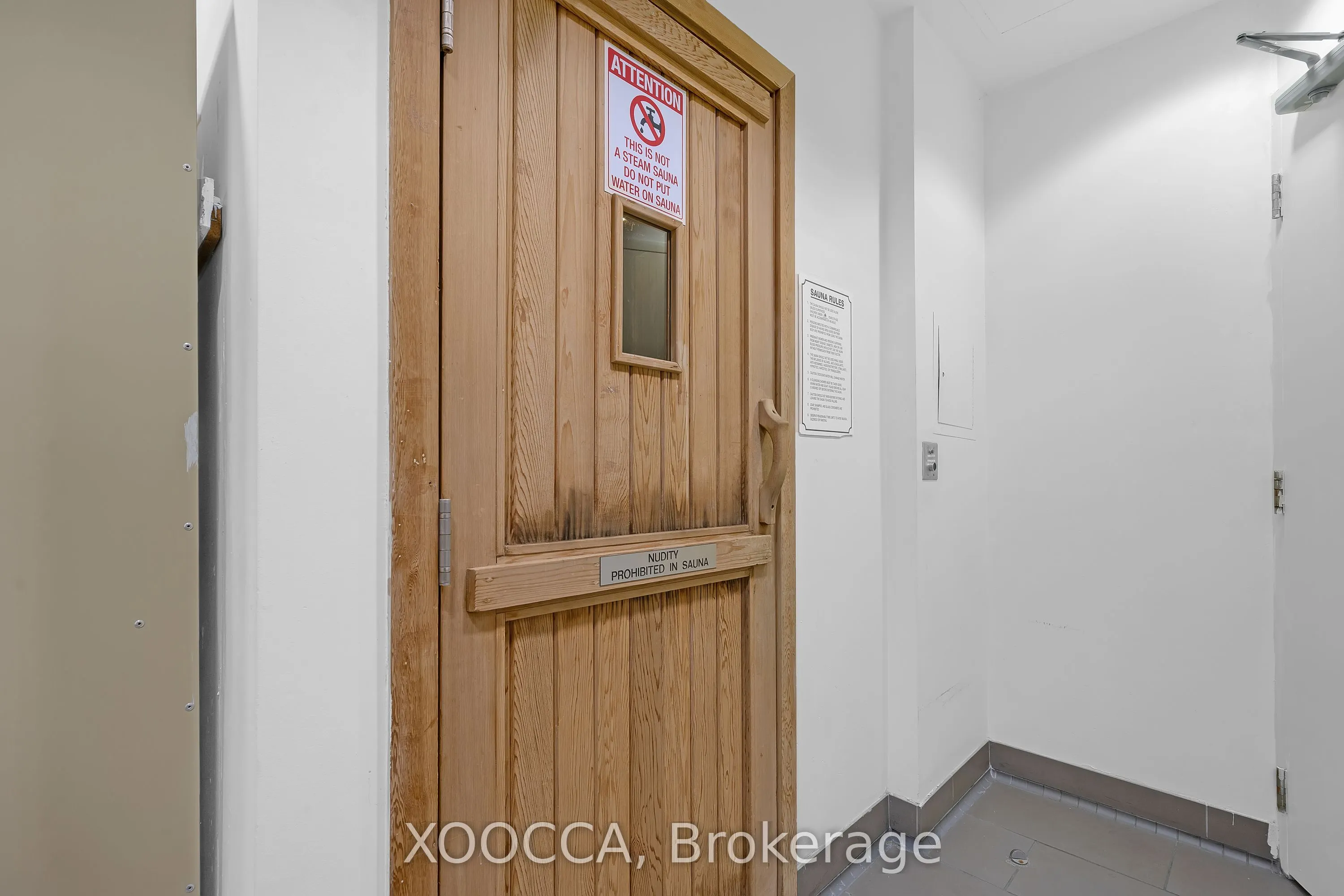 330 Red Maple Road, #1204