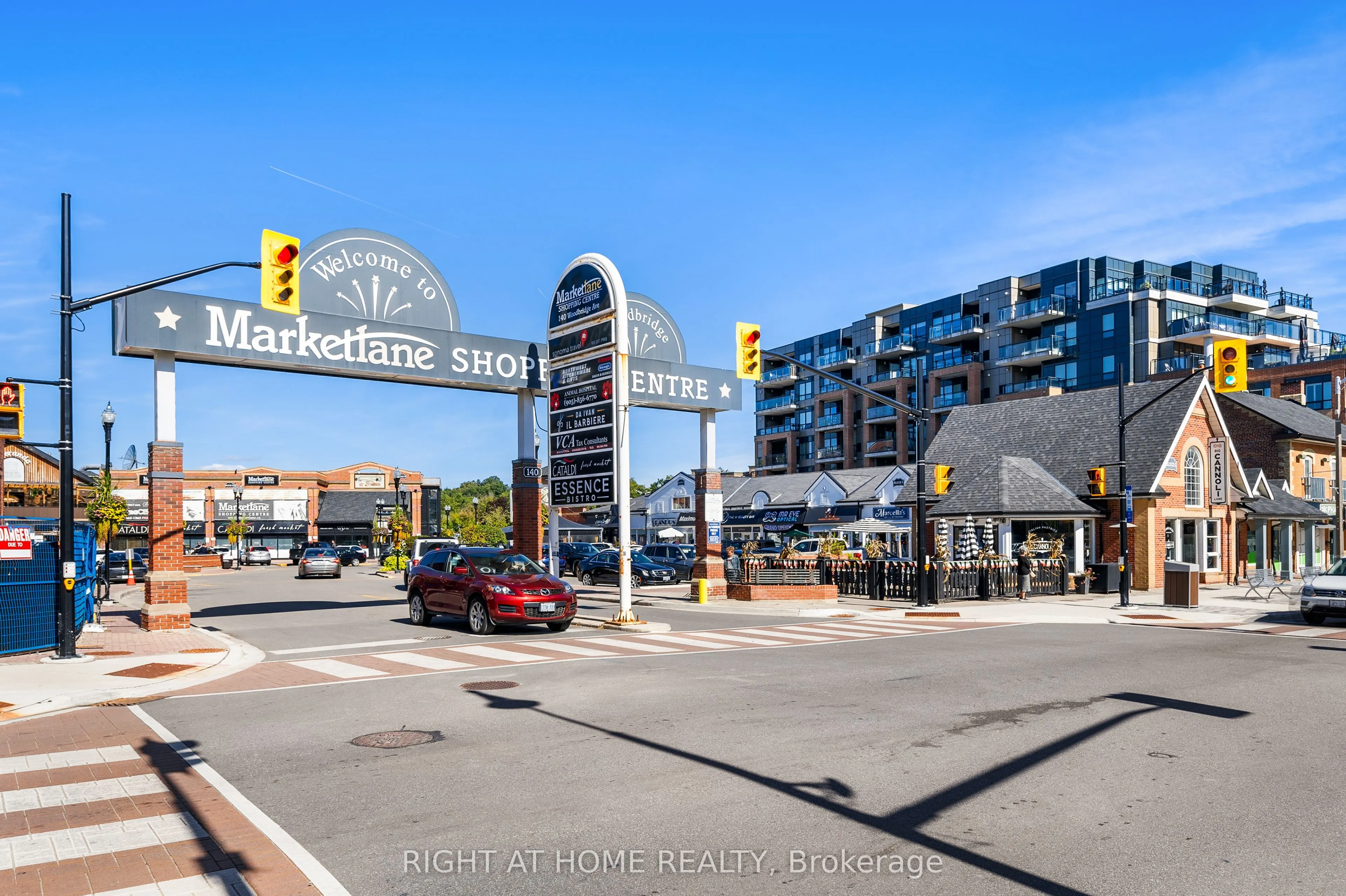 160 Woodbridge Avenue, #401