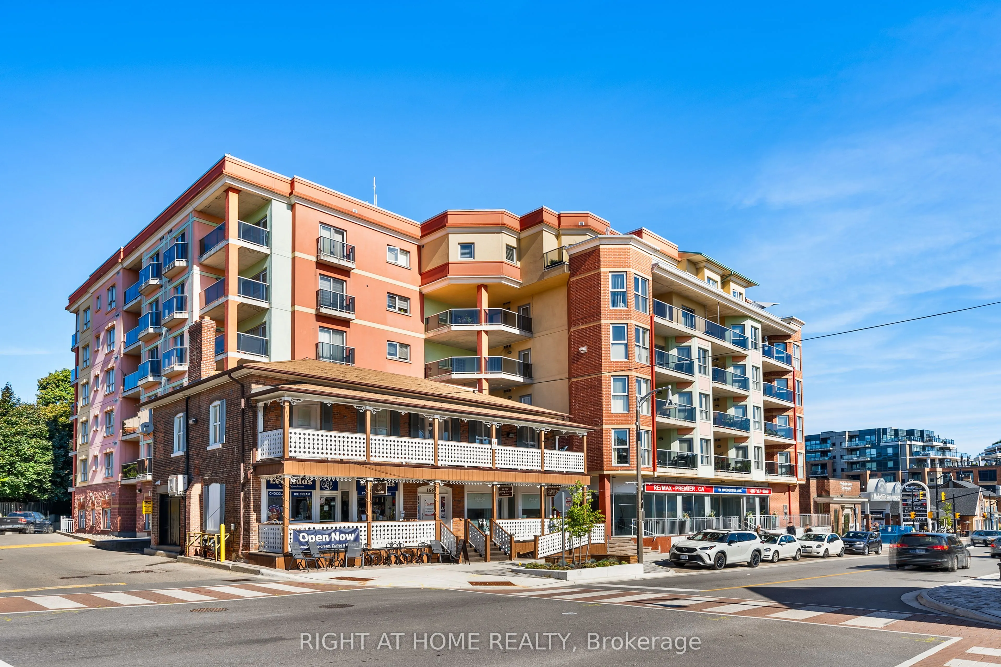 160 Woodbridge Avenue, #401