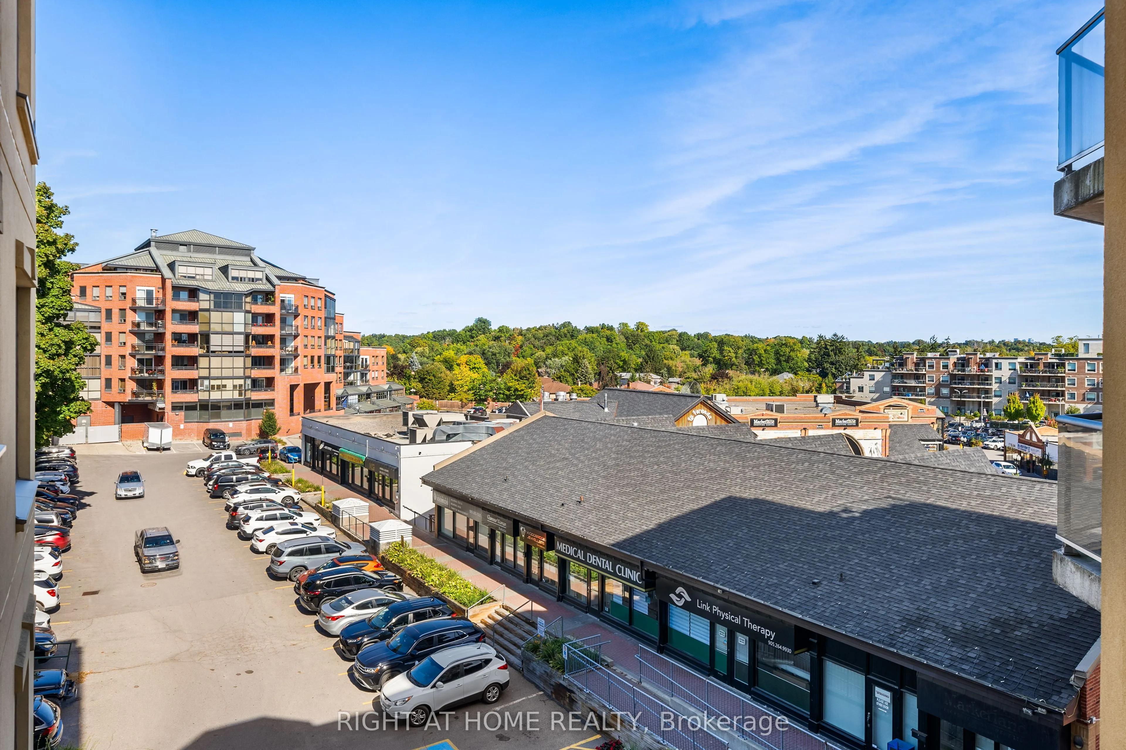 160 Woodbridge Avenue, #401