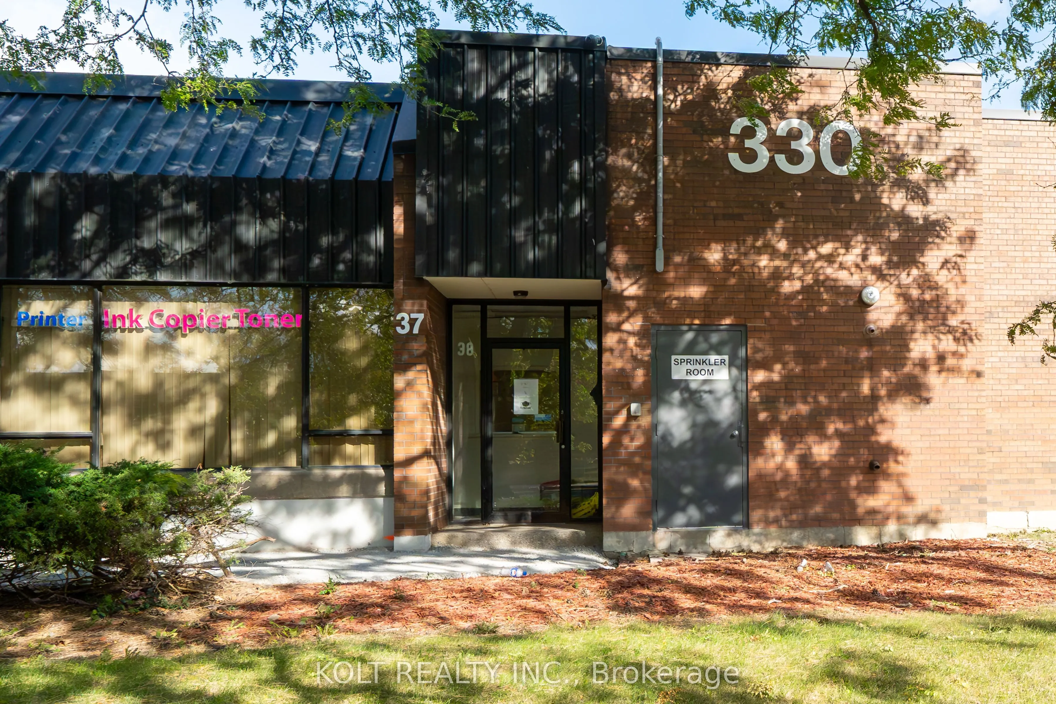 330 Esna Park Drive, #37