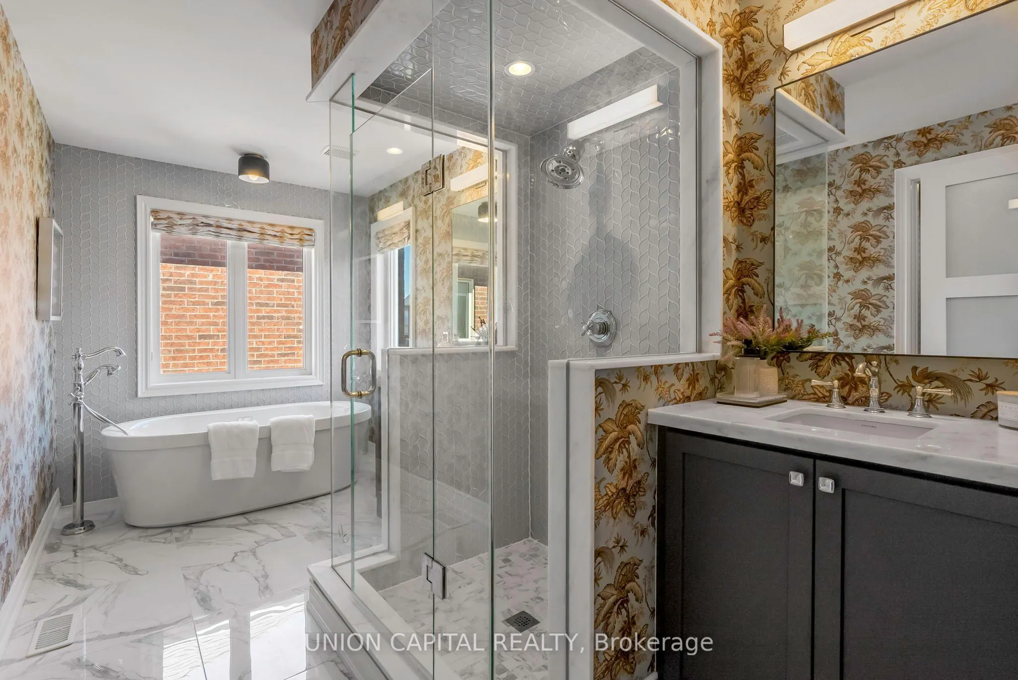 130 Walter English Drive