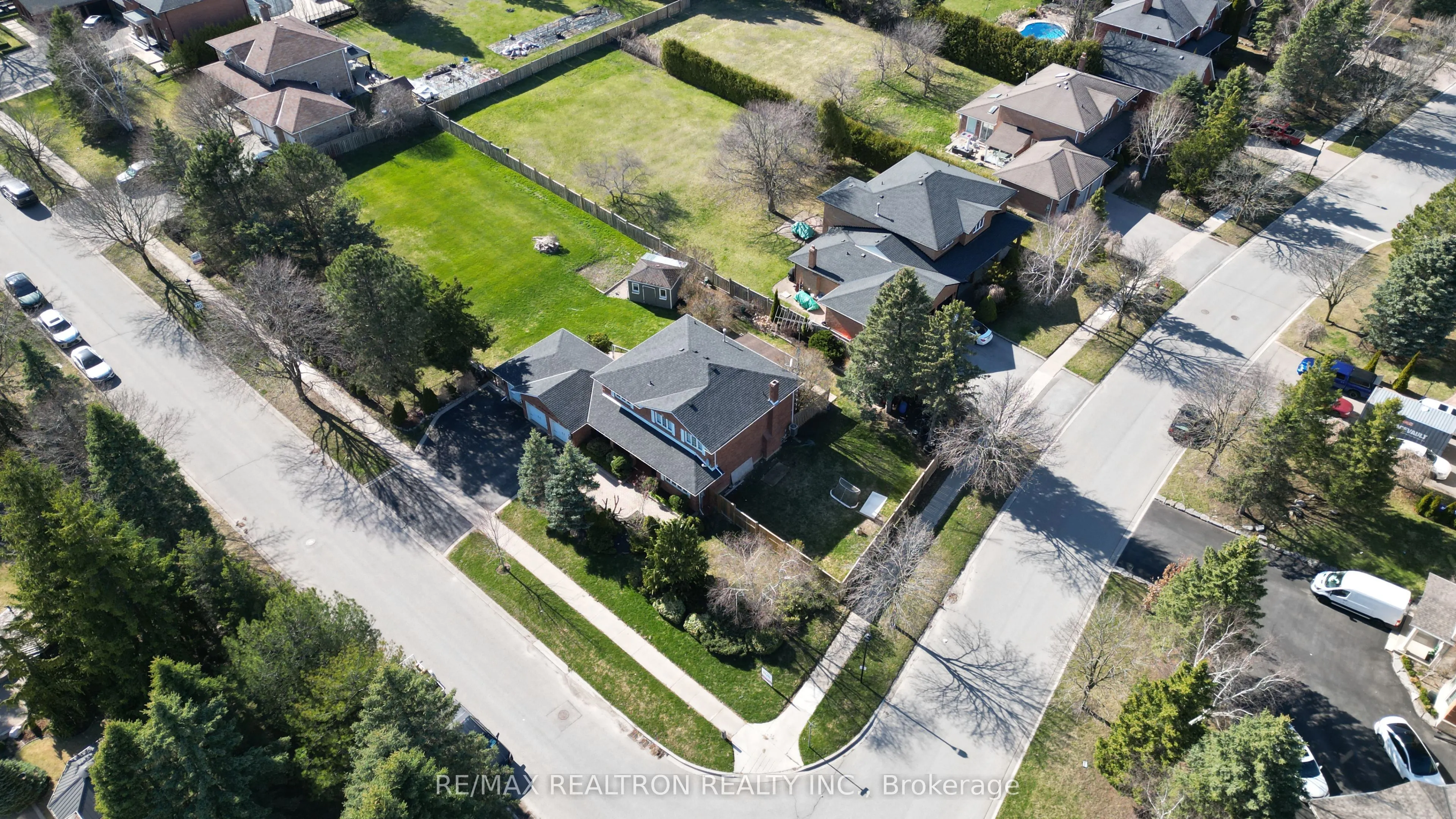80 Findlay Avenue