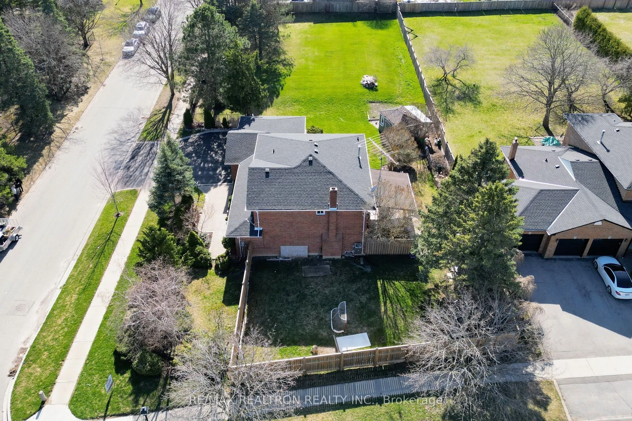 80 Findlay Avenue