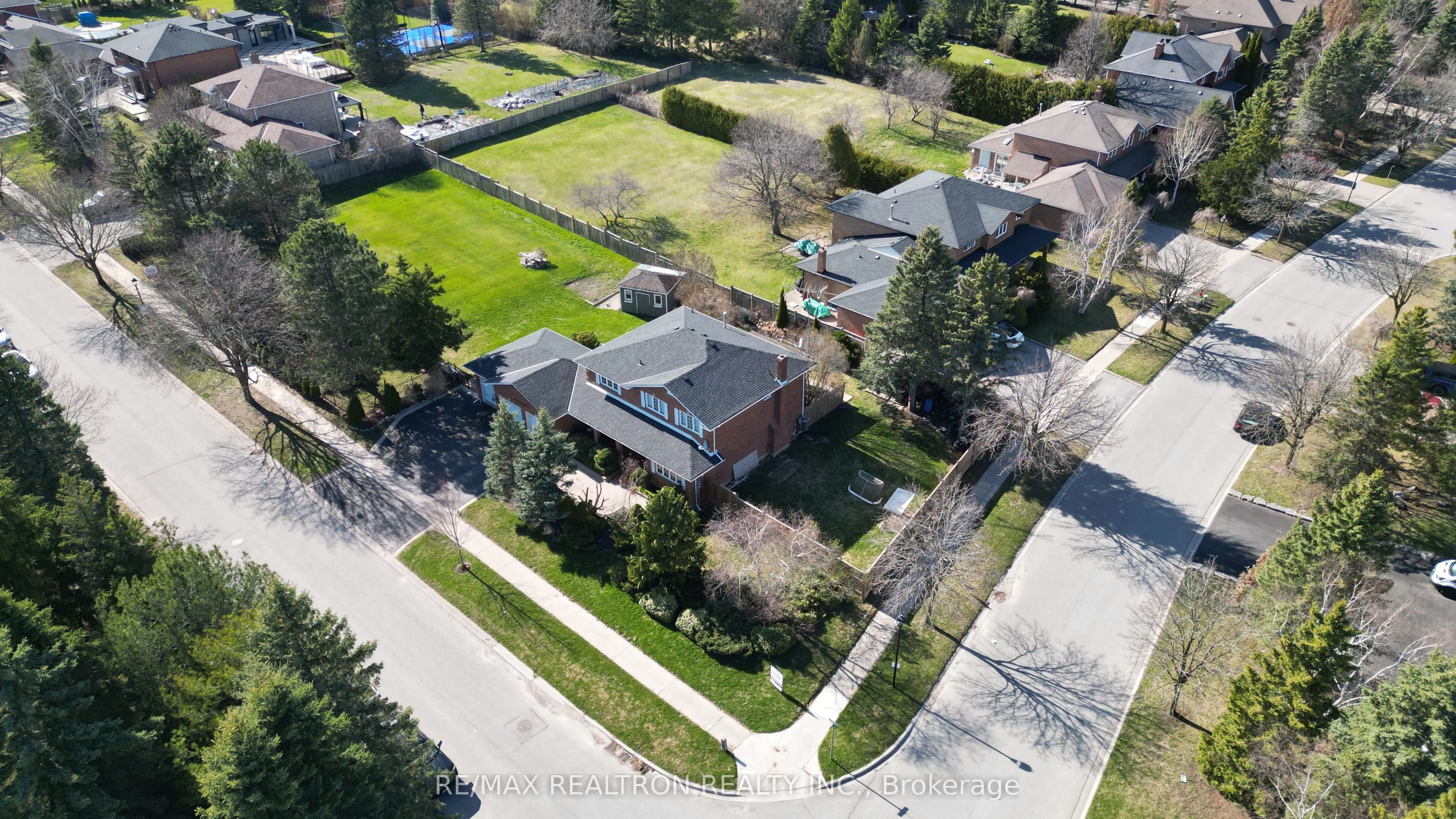80 Findlay Avenue