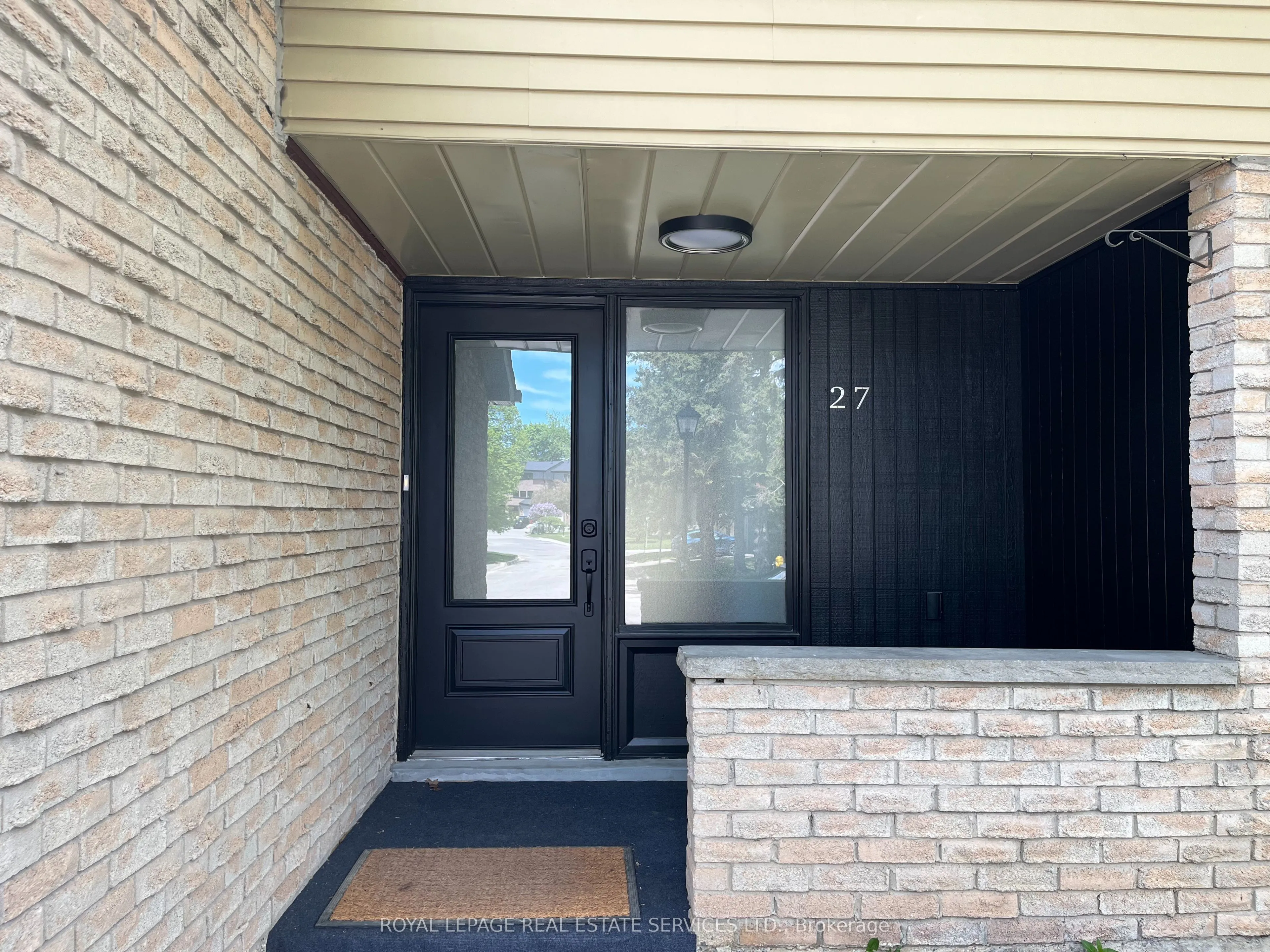 27 Poplar Crescent, #20