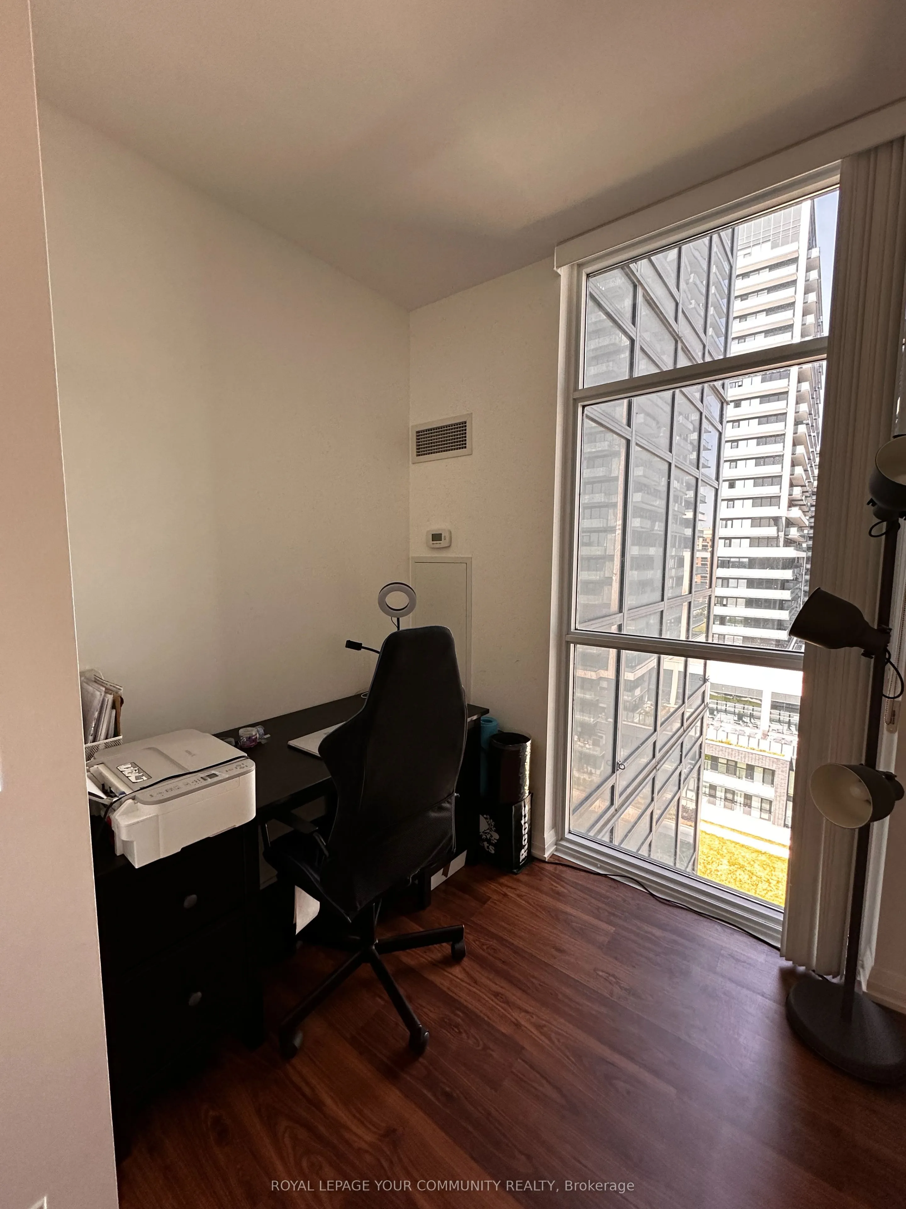 65 Oneida Crescent, #1008