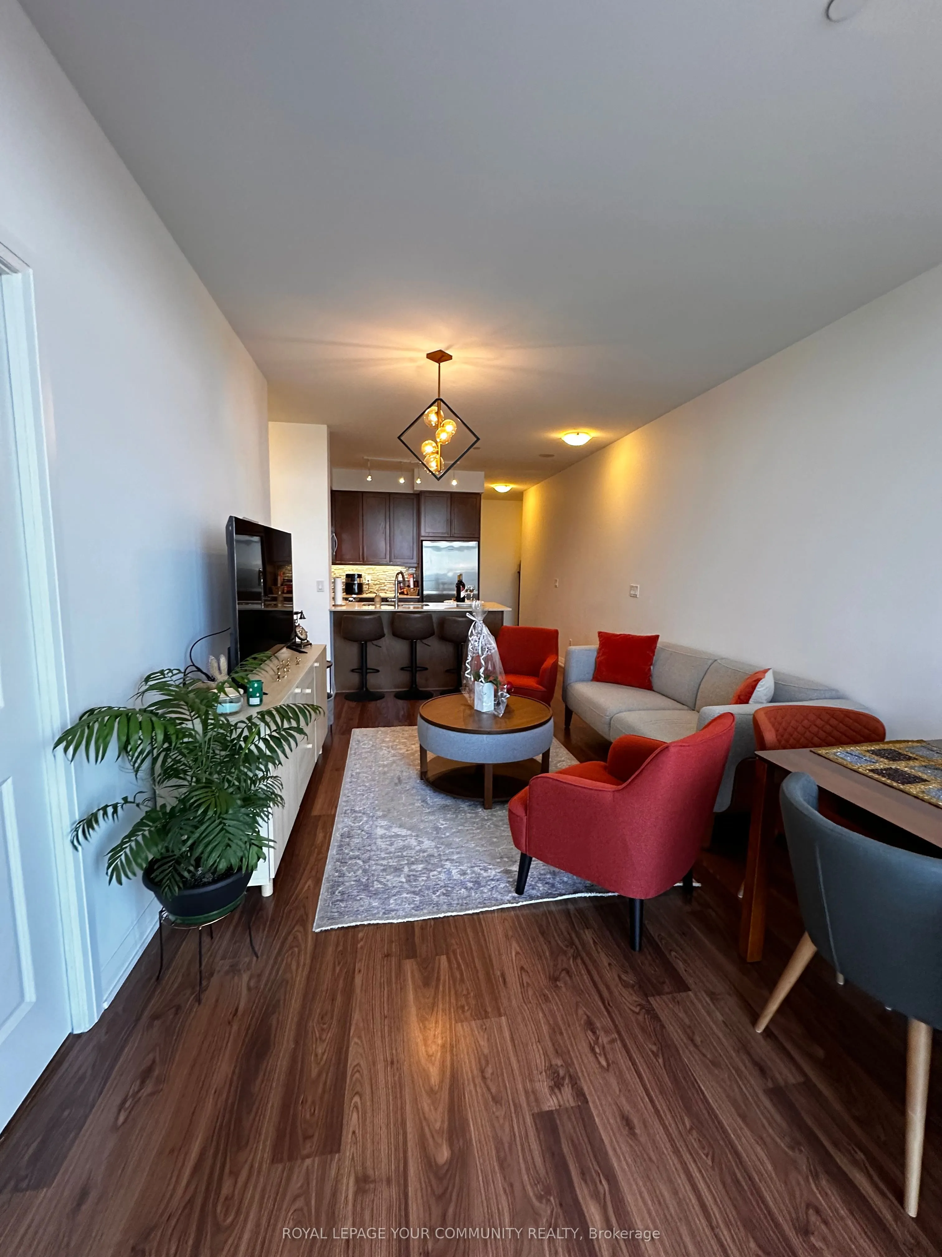 65 Oneida Crescent, #1008