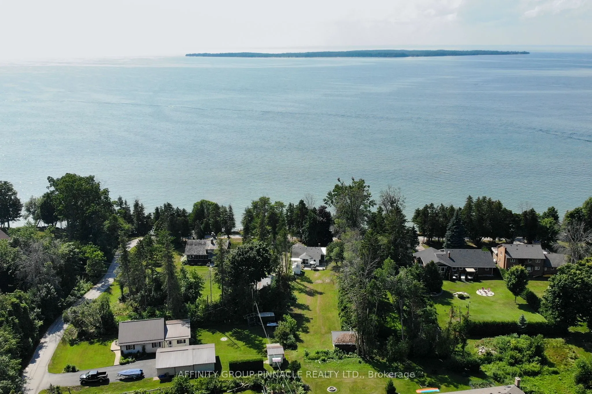 B35 Lakeshore Road