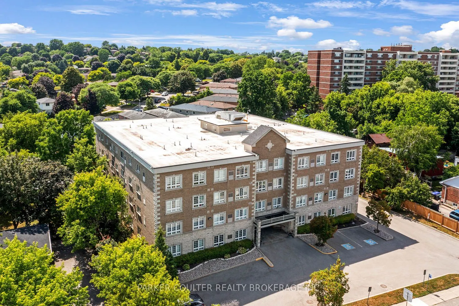 112 Simcoe Road, #301
