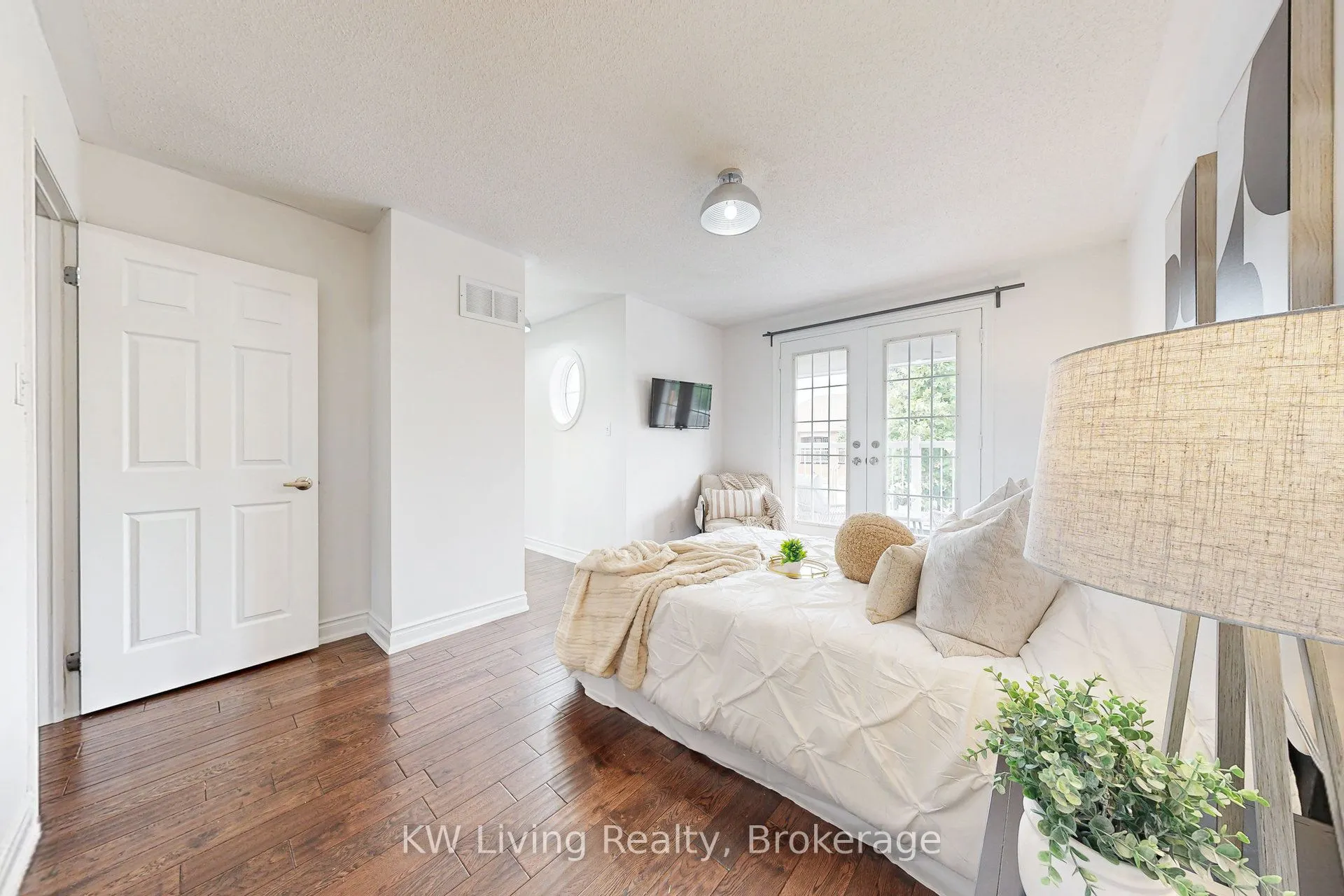 37 Bluewater Trail