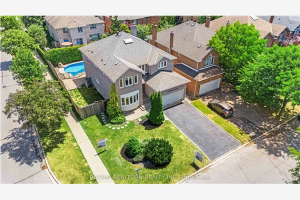 90 Savoy Crescent