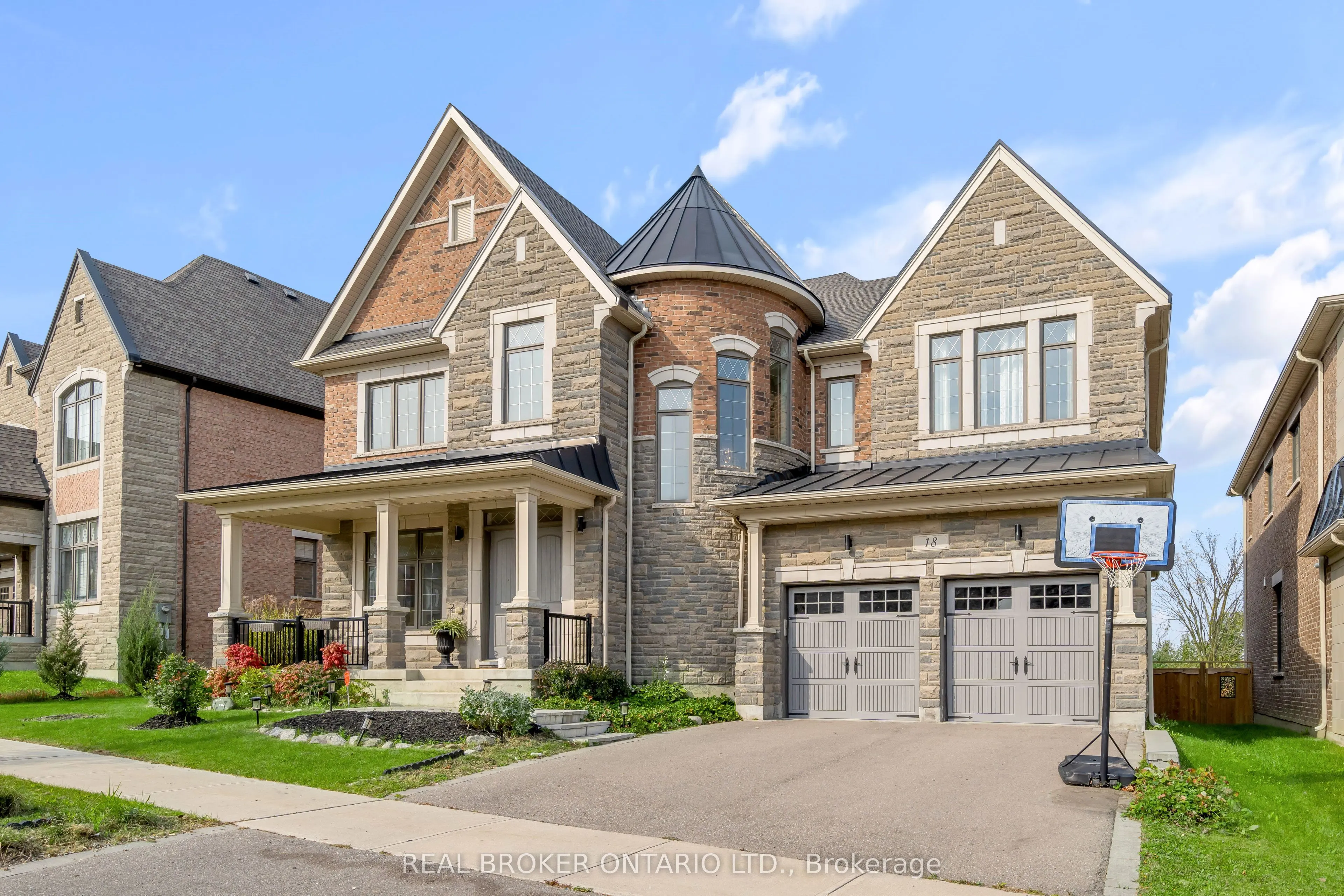 18 Ridgepoint Road