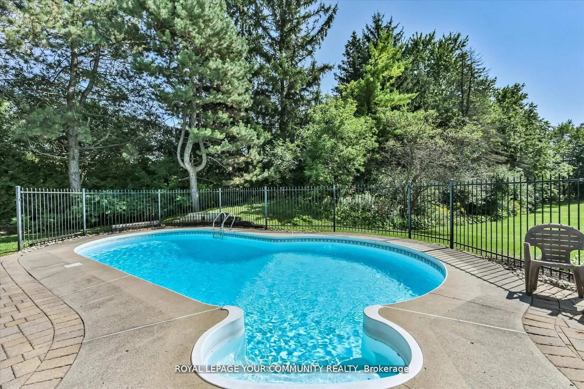 7 Skyview Lane