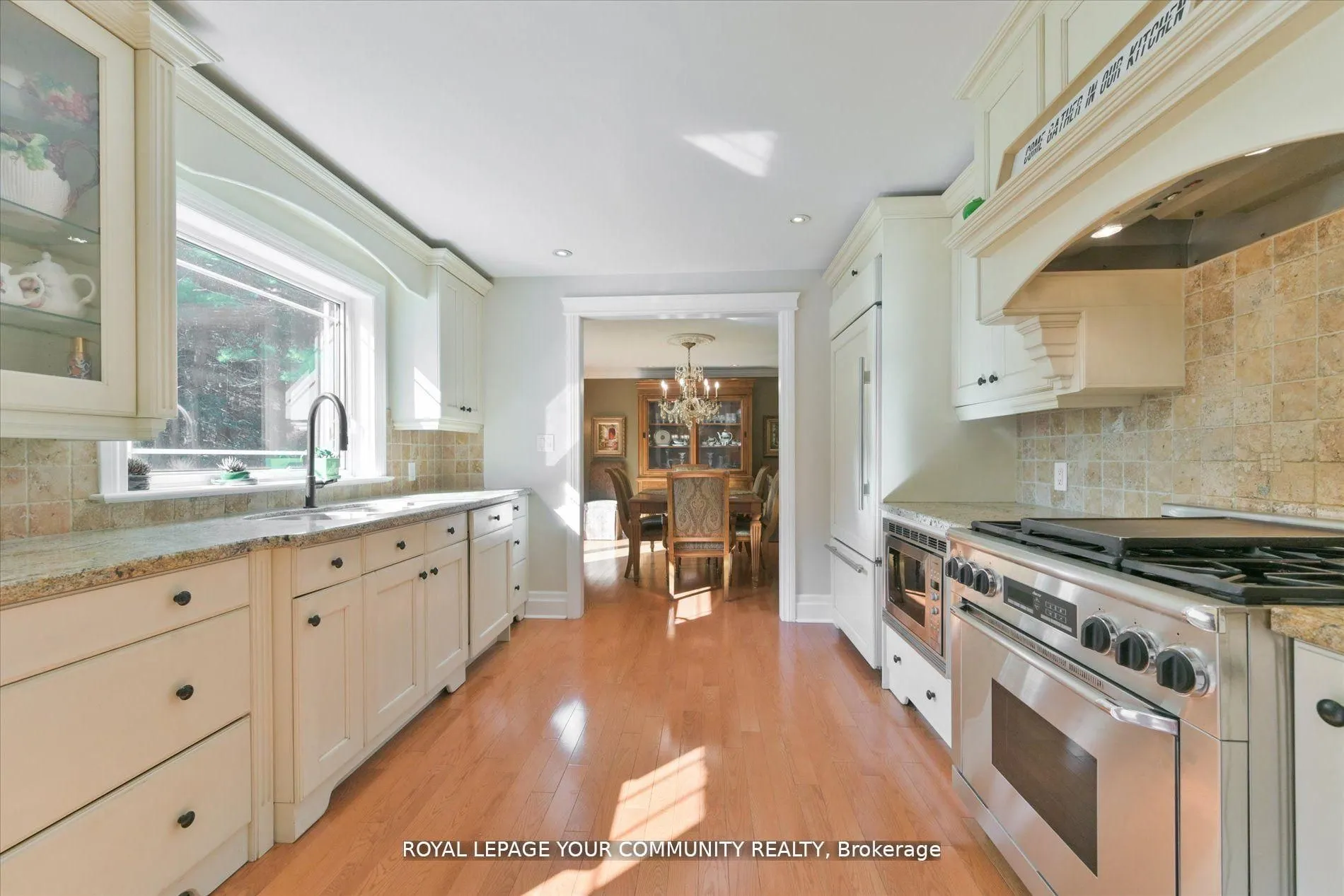 7 Skyview Lane