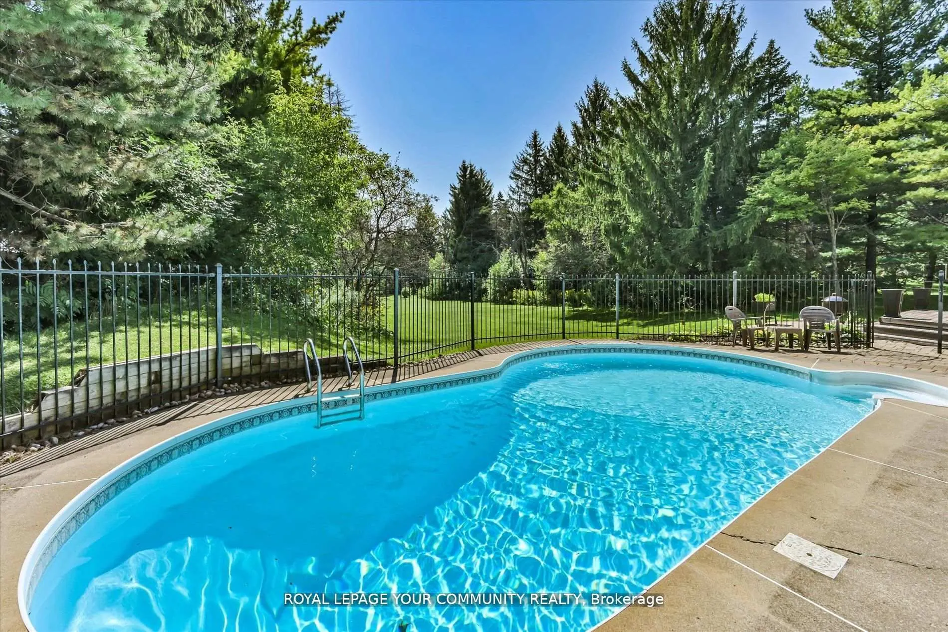 7 Skyview Lane