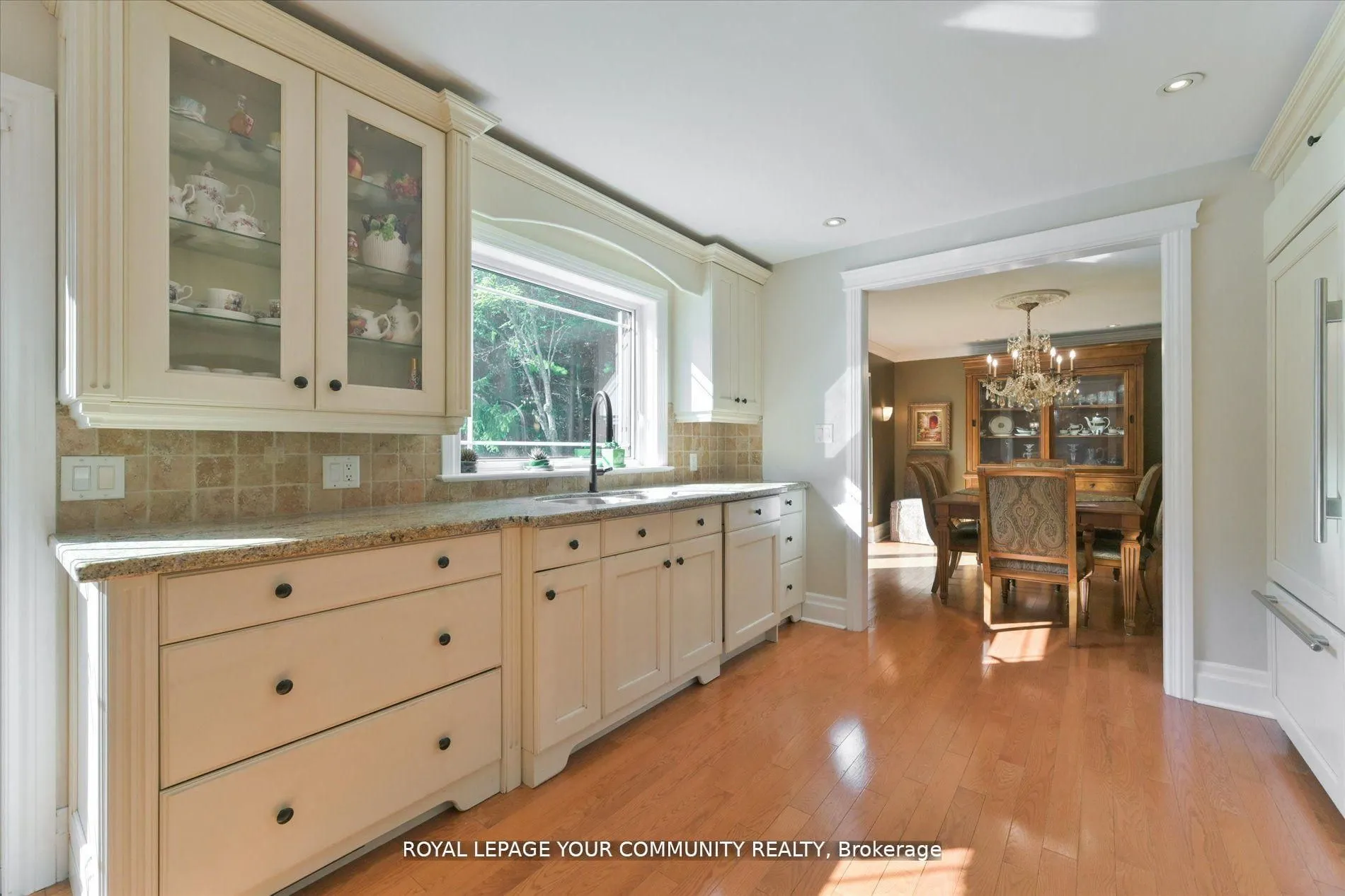 7 Skyview Lane