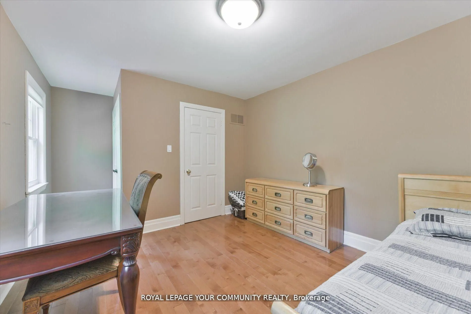 7 Skyview Lane