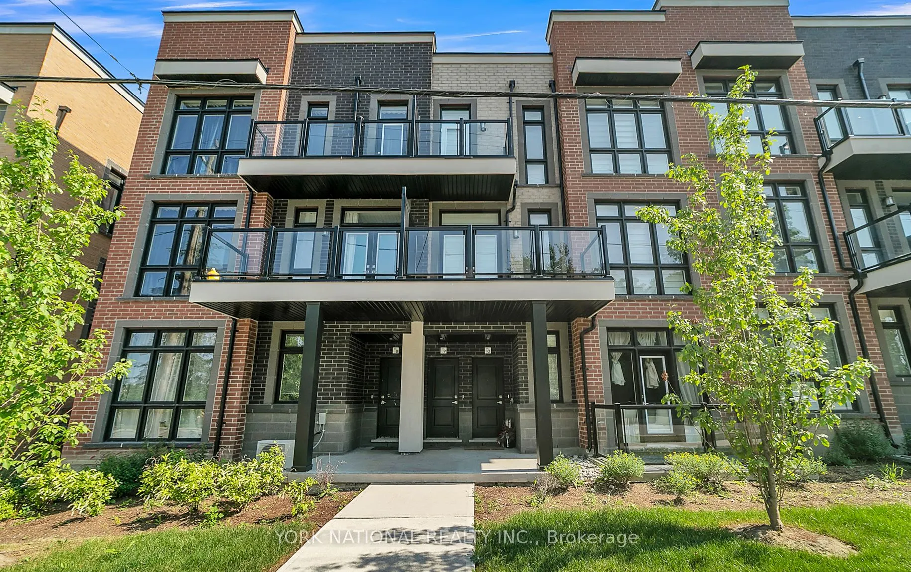 3 Bond Crescent, #10