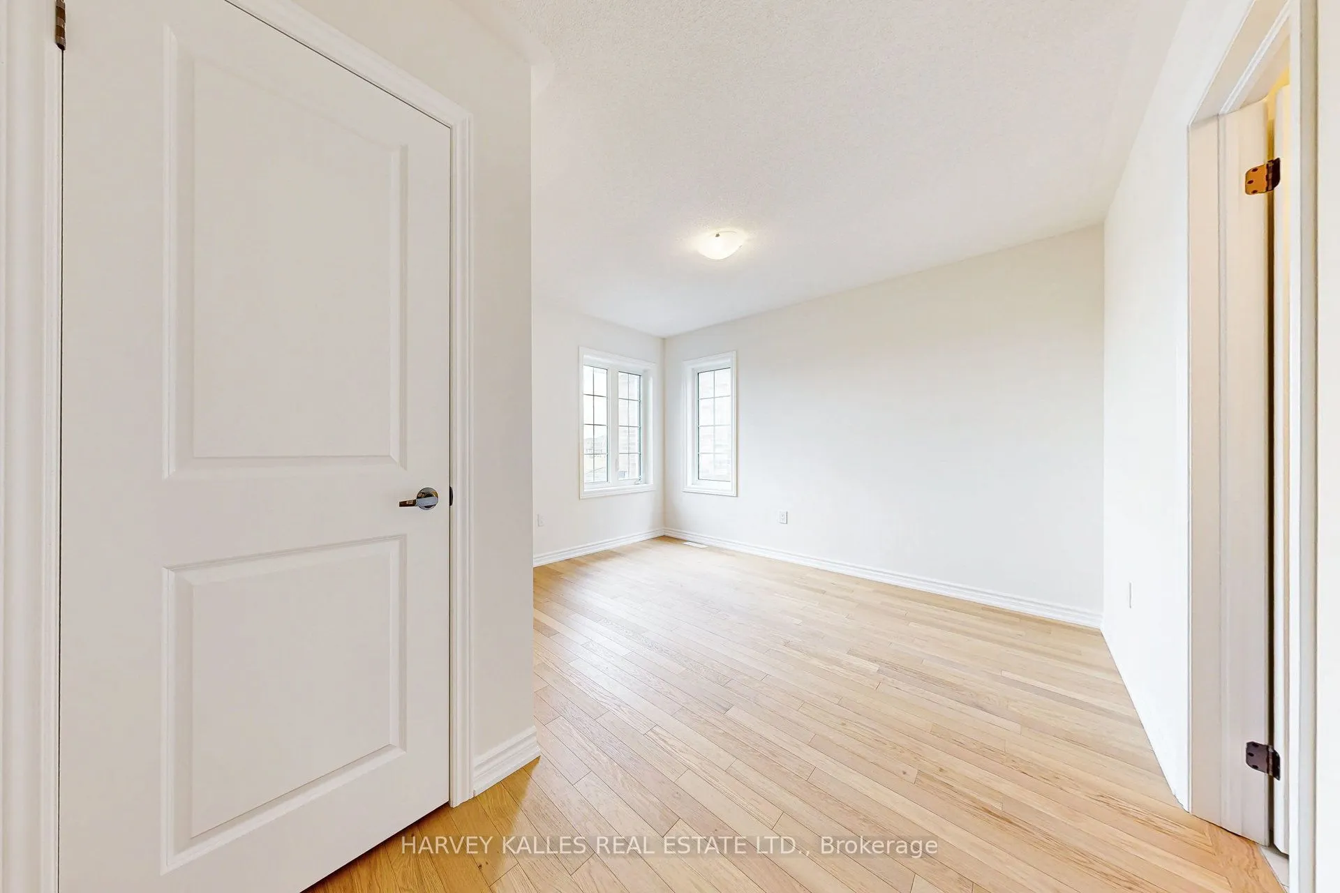 53 Lawrence D. Pridham Avenue