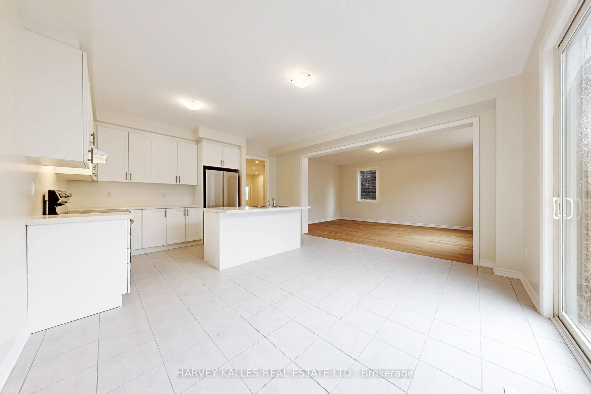 53 Lawrence D. Pridham Avenue