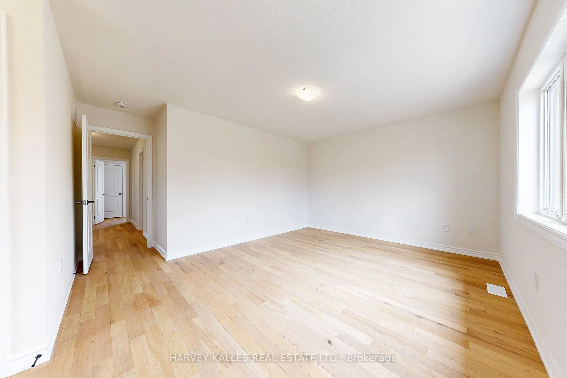 53 Lawrence D. Pridham Avenue