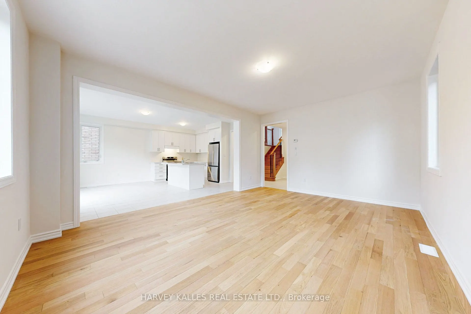 53 Lawrence D. Pridham Avenue