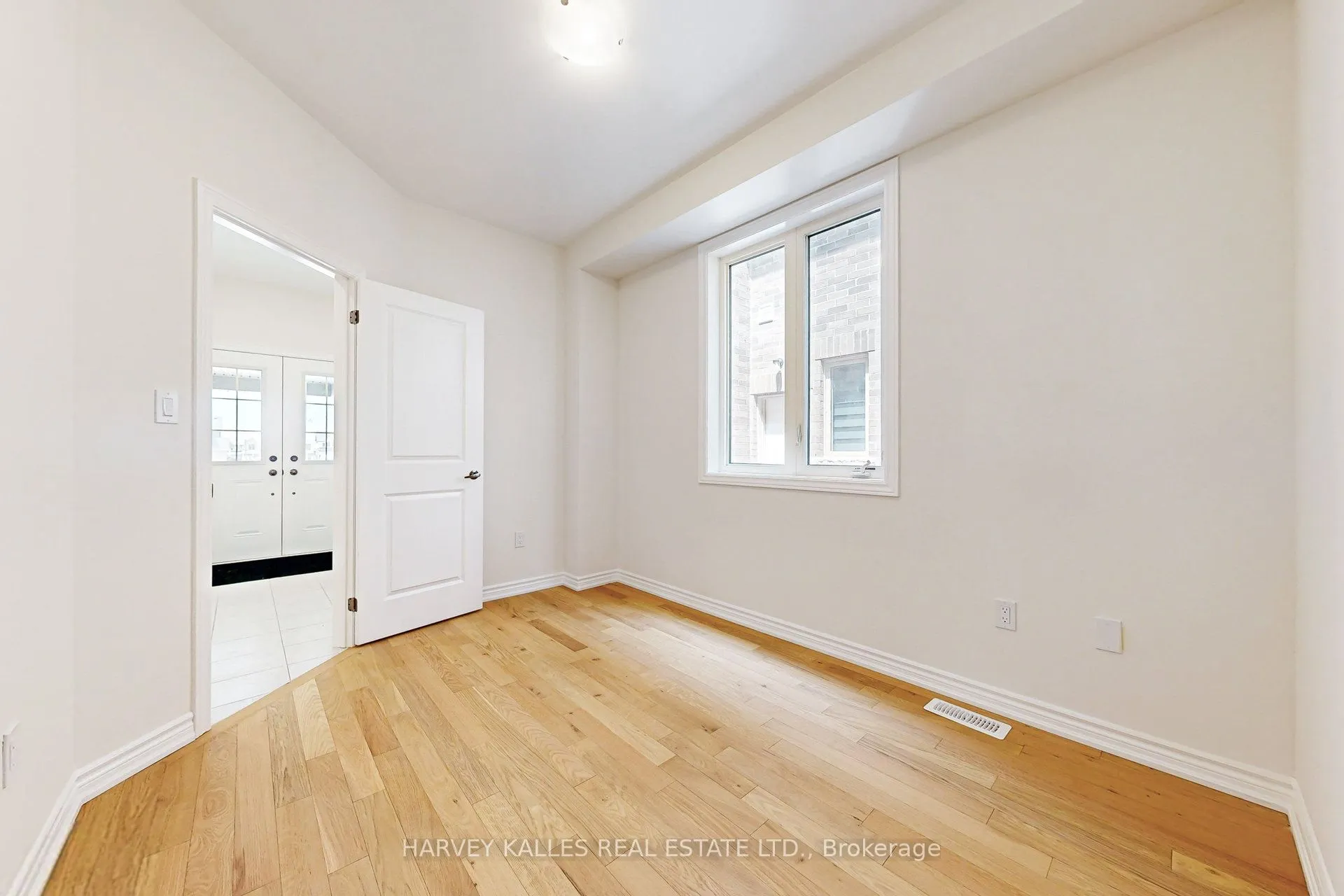 53 Lawrence D. Pridham Avenue