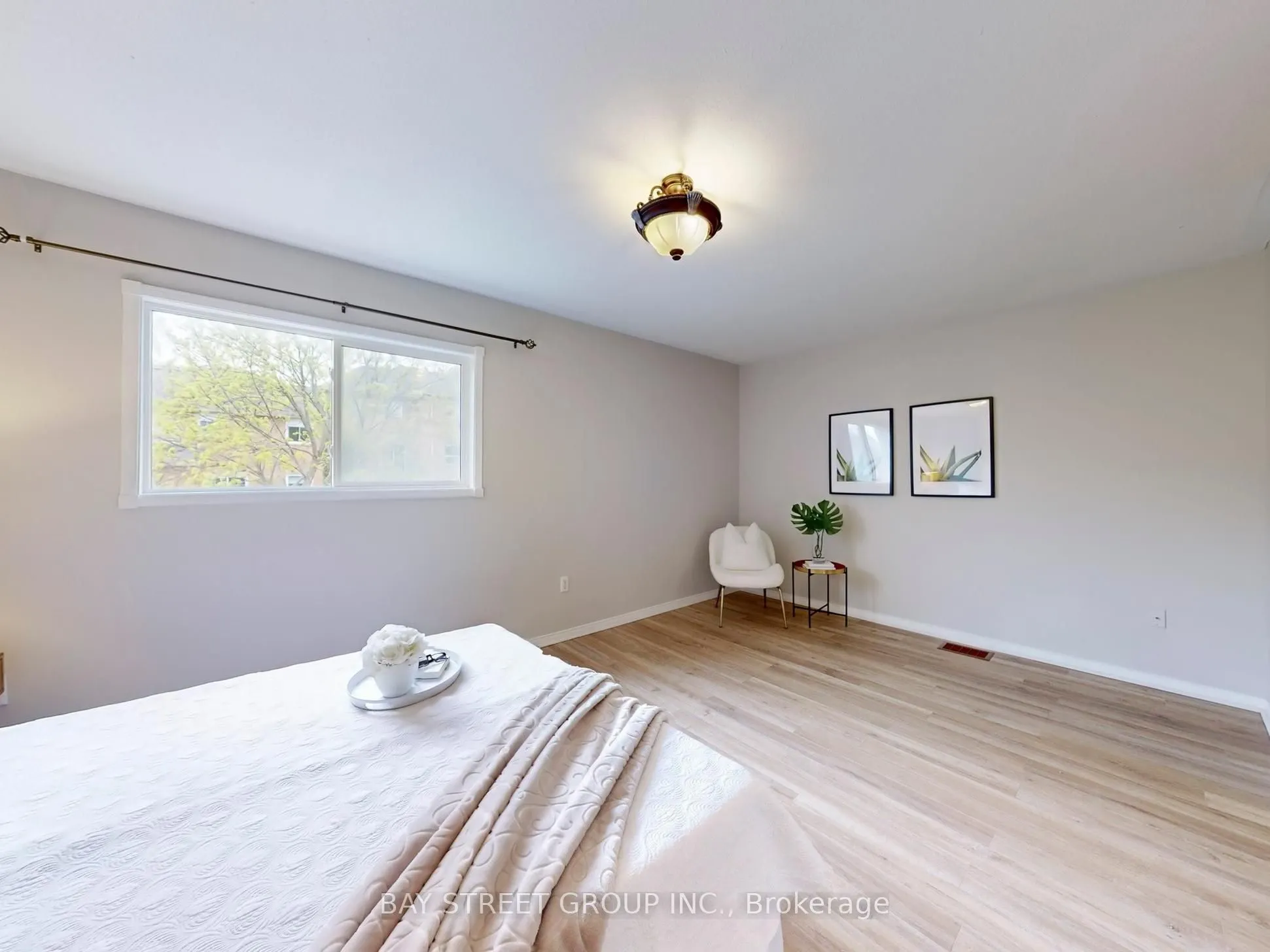 116 Woodroof Crescent