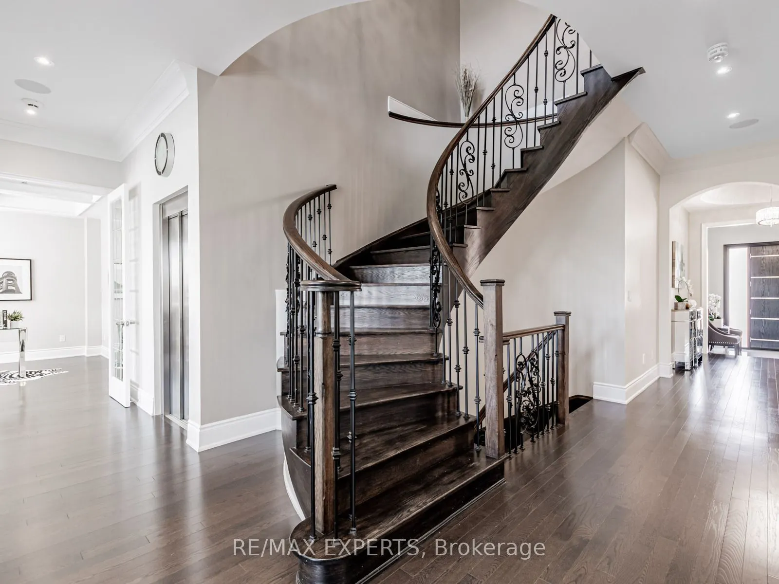 175 Woodgate Pines Drive