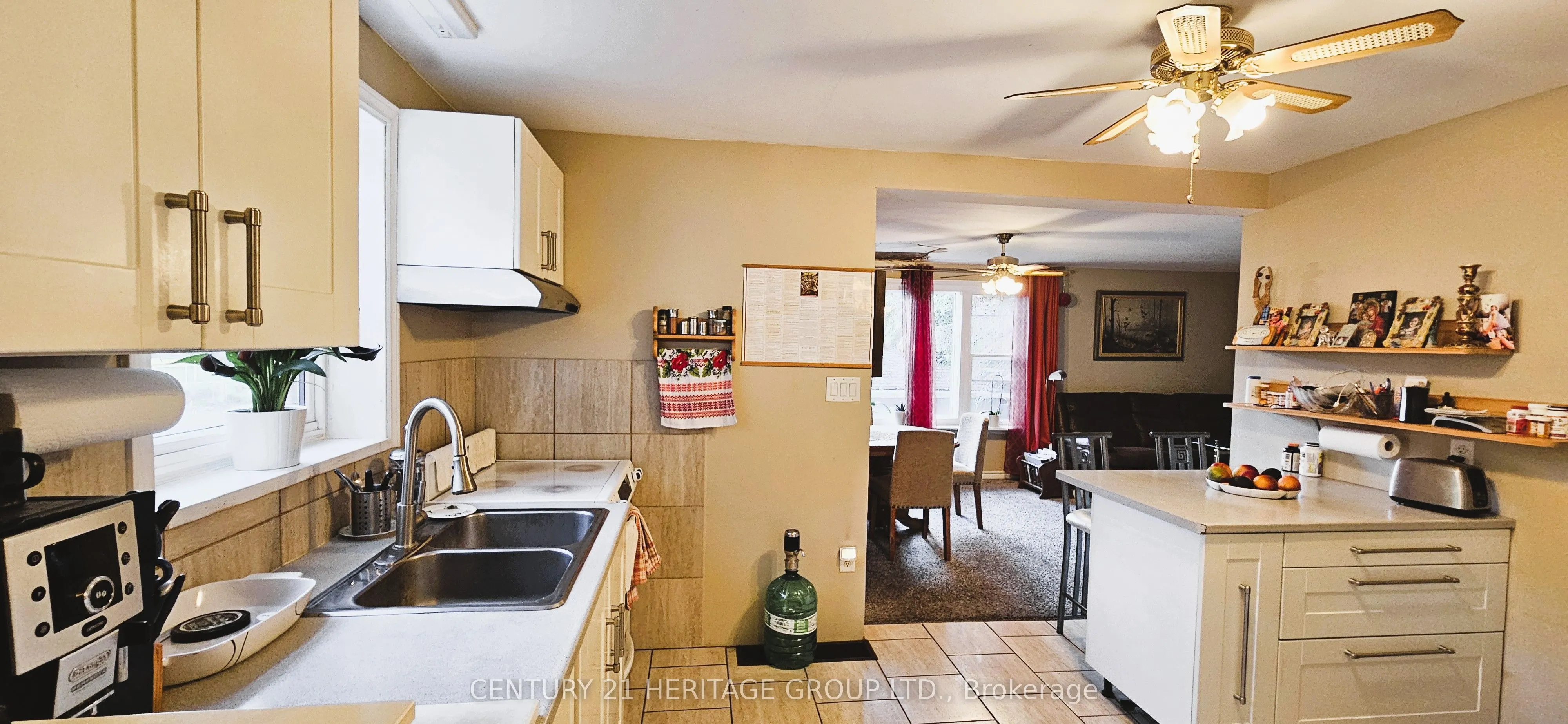 20336 Bathurst Street E, #2B