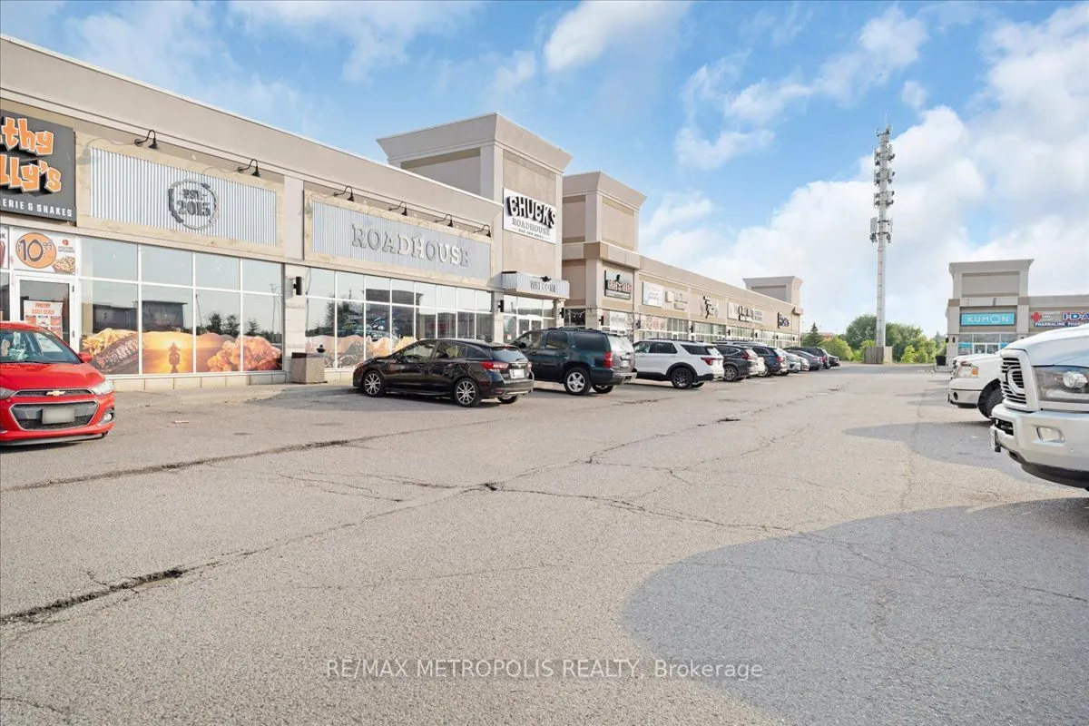 450 Holland Street W, #10