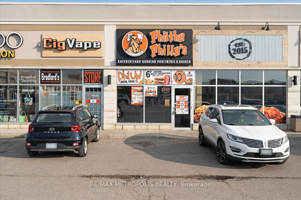 450 Holland Street W, #10