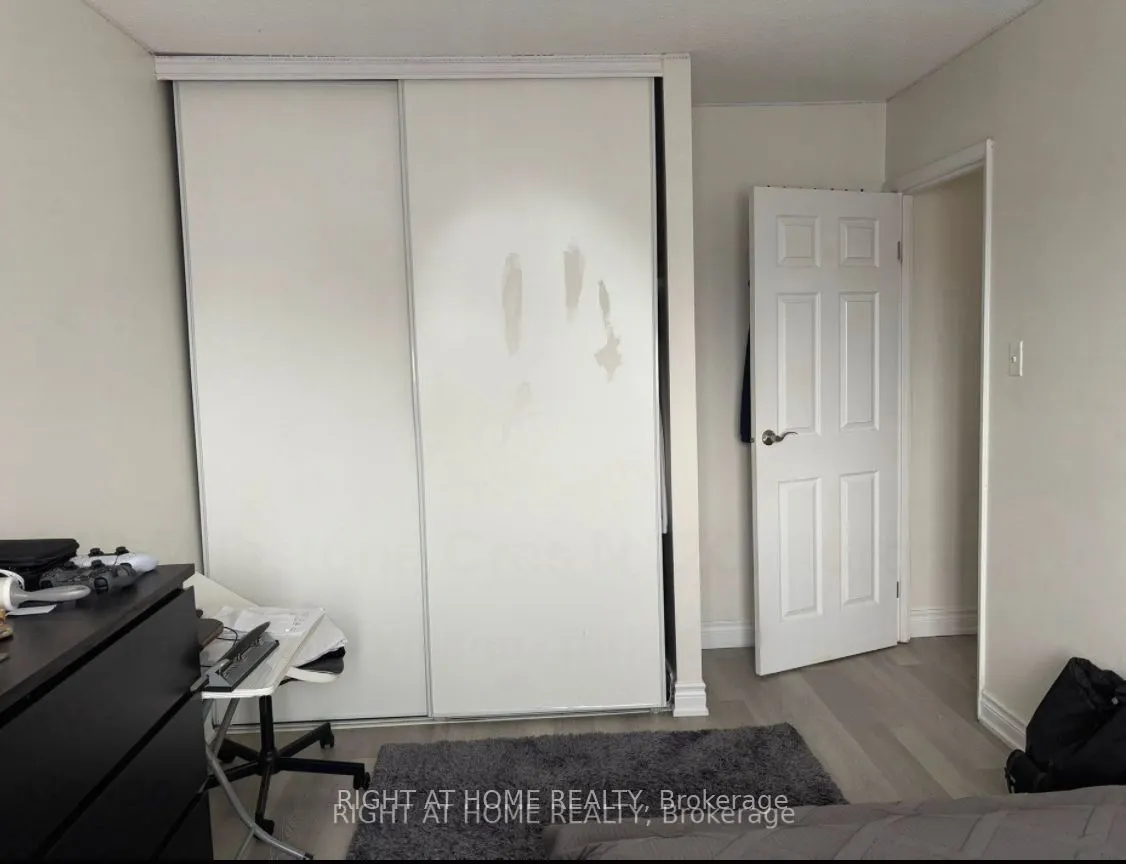 248 Milestone Crescent E, #120