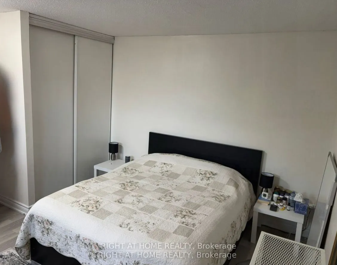 248 Milestone Crescent E, #120