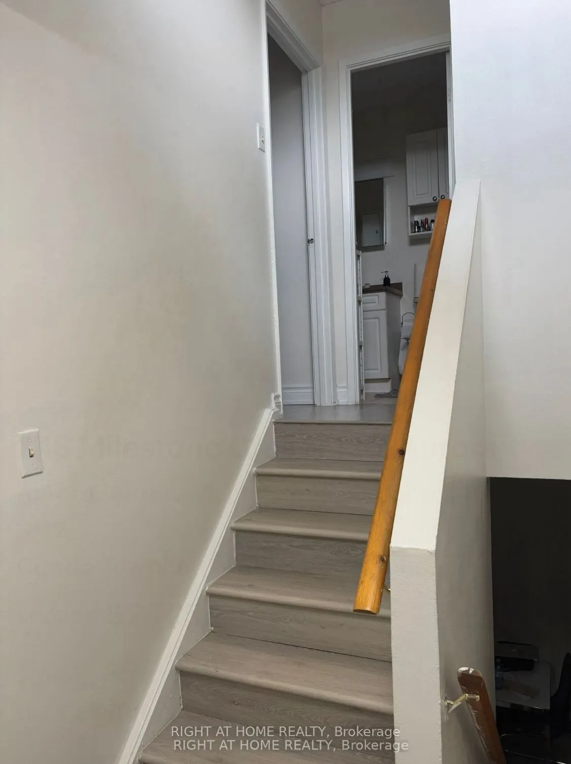 248 Milestone Crescent E, #120