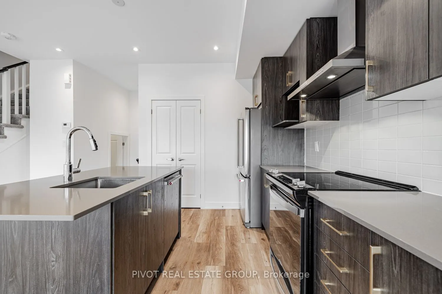 42 Covington Crescent