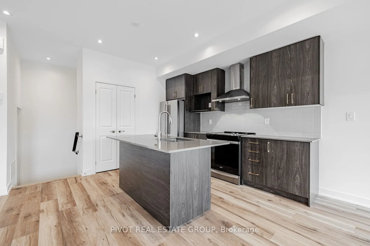 42 Covington Crescent