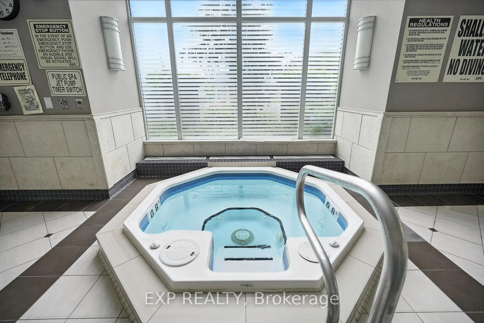 350 Red Maple Road, #505