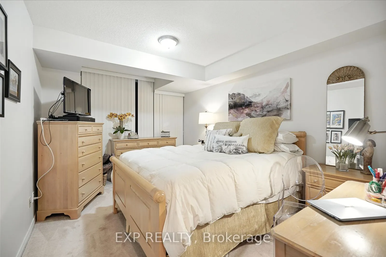 350 Red Maple Road, #505