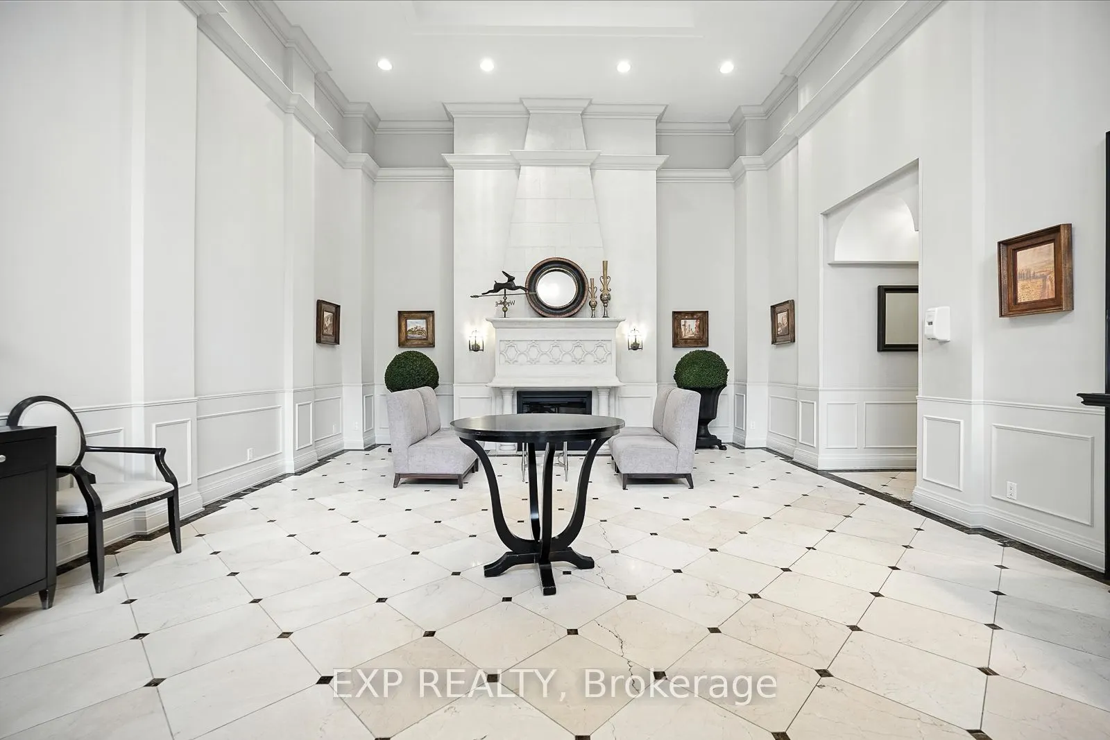 350 Red Maple Road, #505